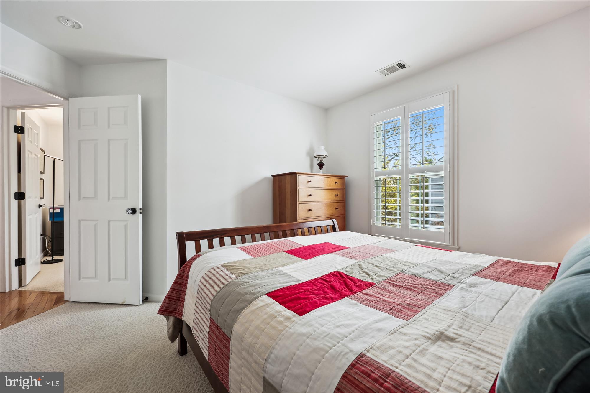 KENTLANDS - Residential