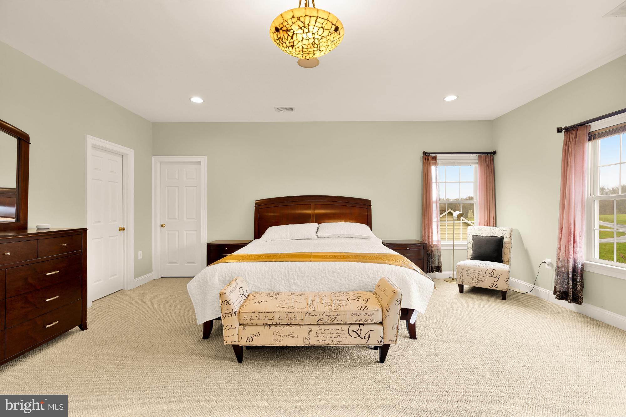 HILLSBORO - Residential