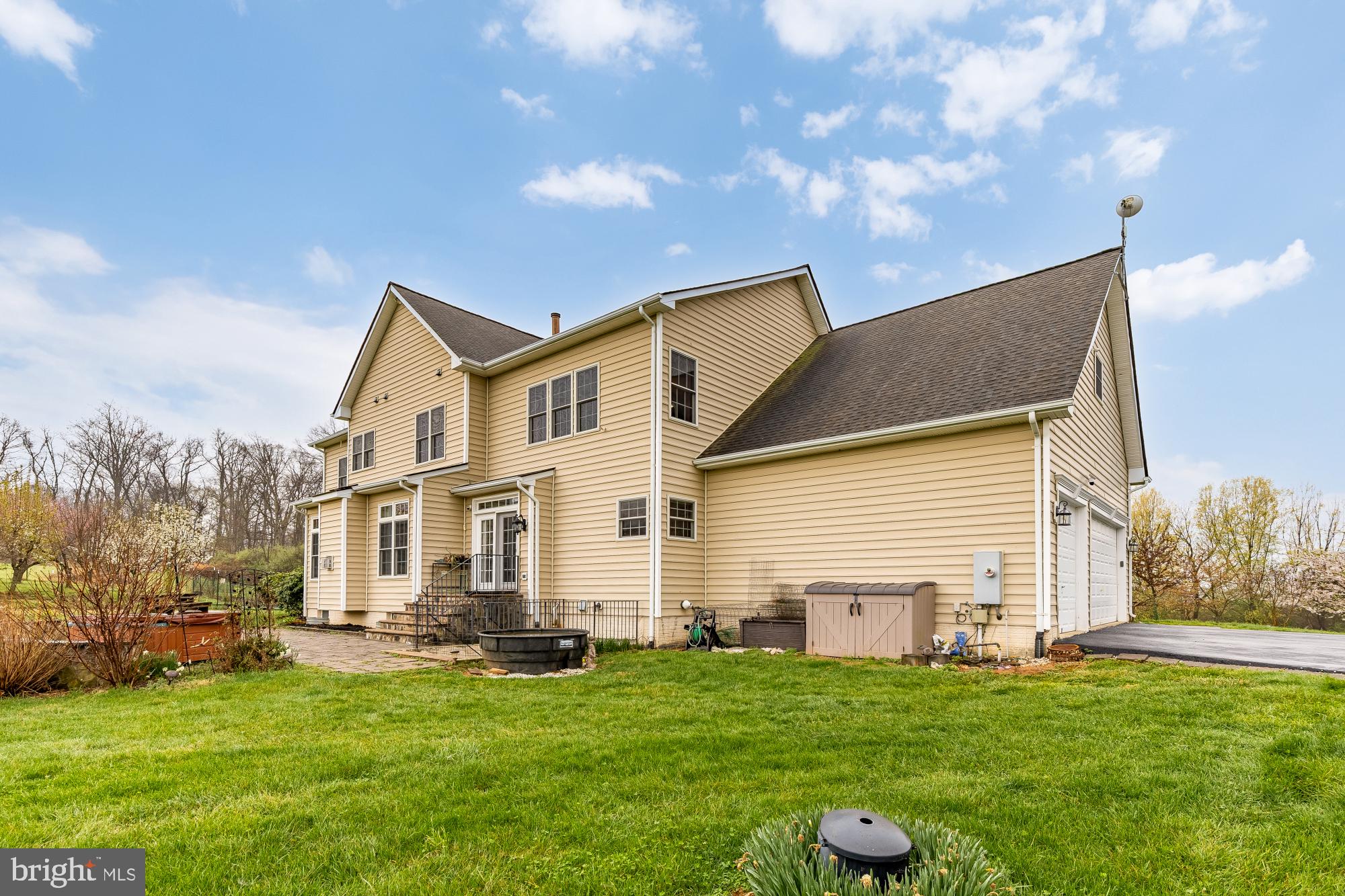 HILLSBORO - Residential