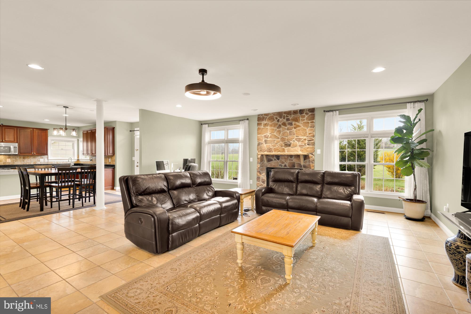 HILLSBORO - Residential