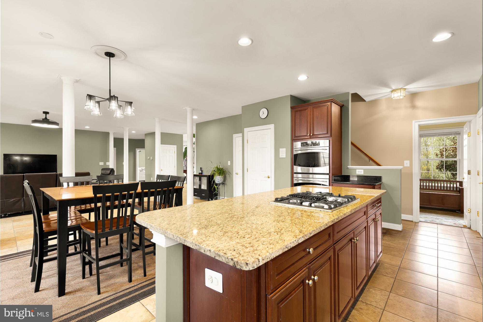 HILLSBORO - Residential