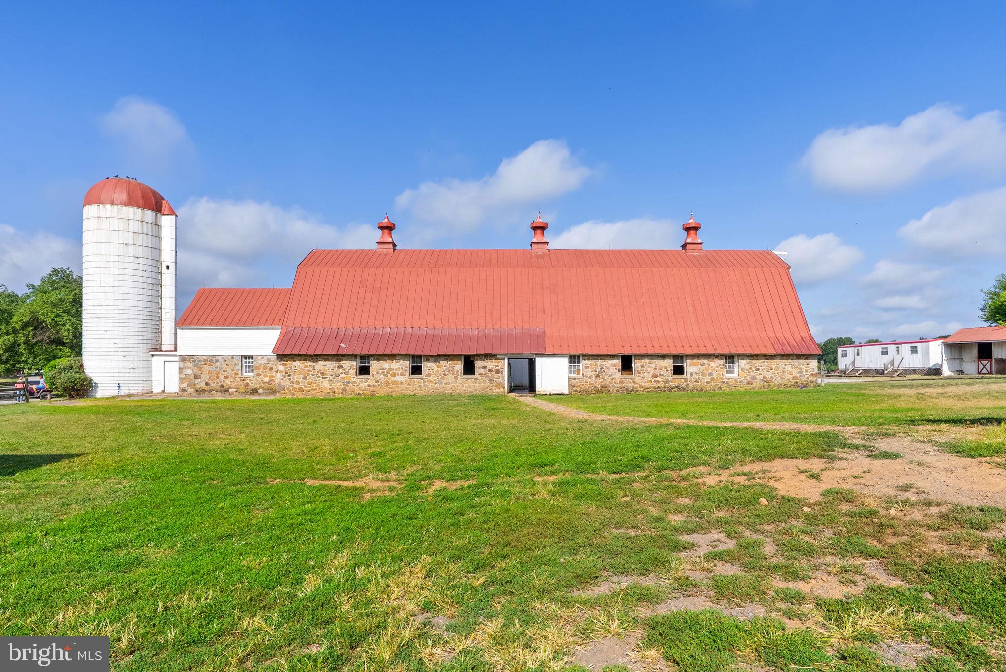 COURTLAND RURAL VILLAGE - Farm
