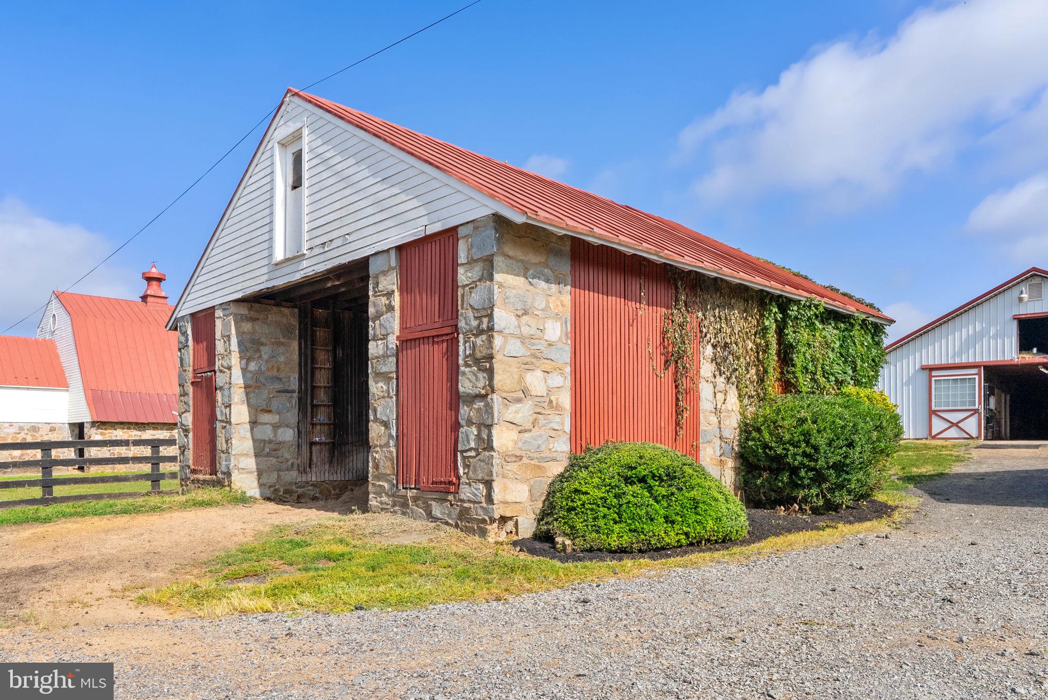 COURTLAND RURAL VILLAGE - Farm