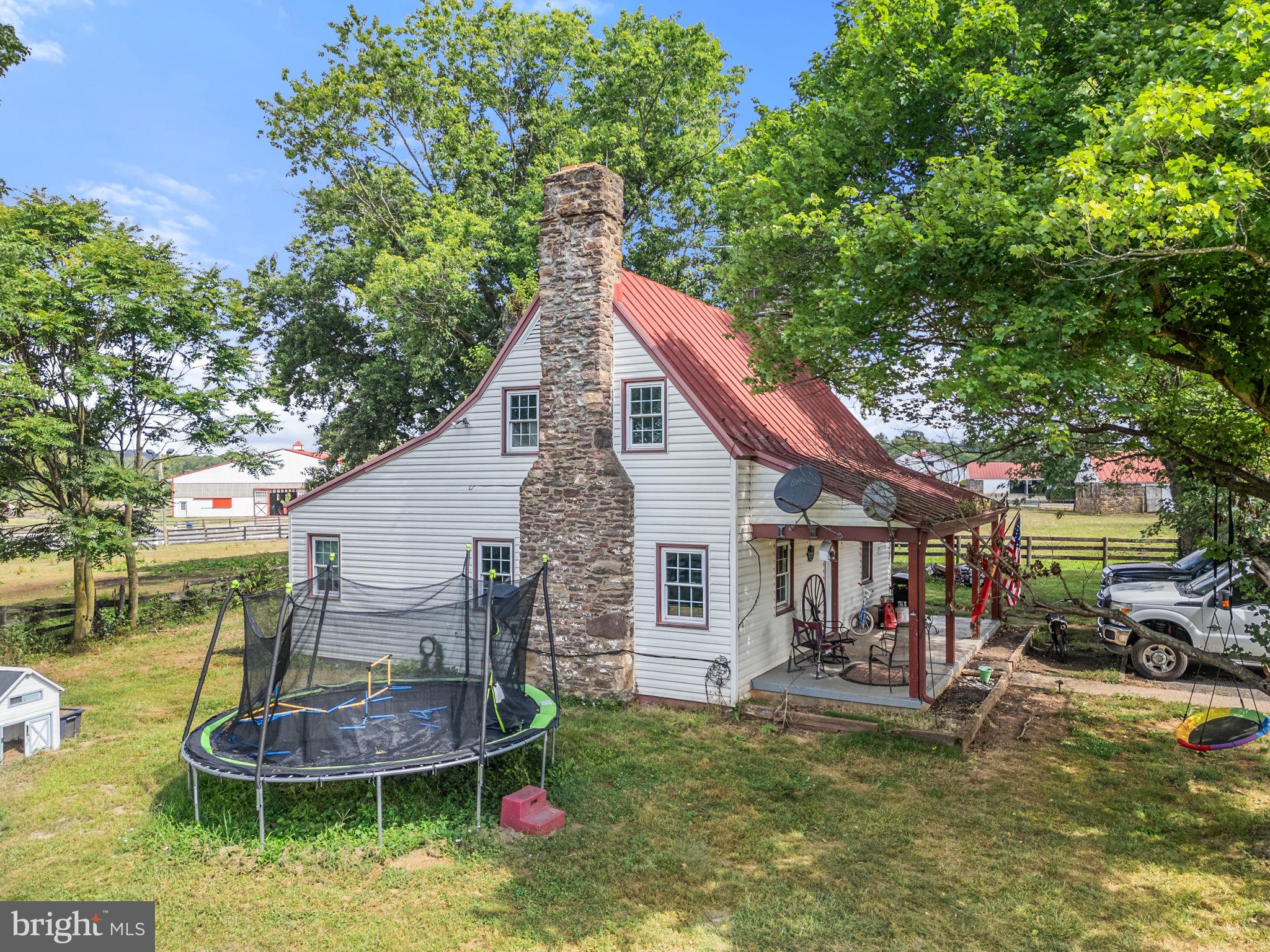 COURTLAND RURAL VILLAGE - Farm