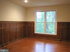 WILLIAMSBURG GARDENS - Residential Lease