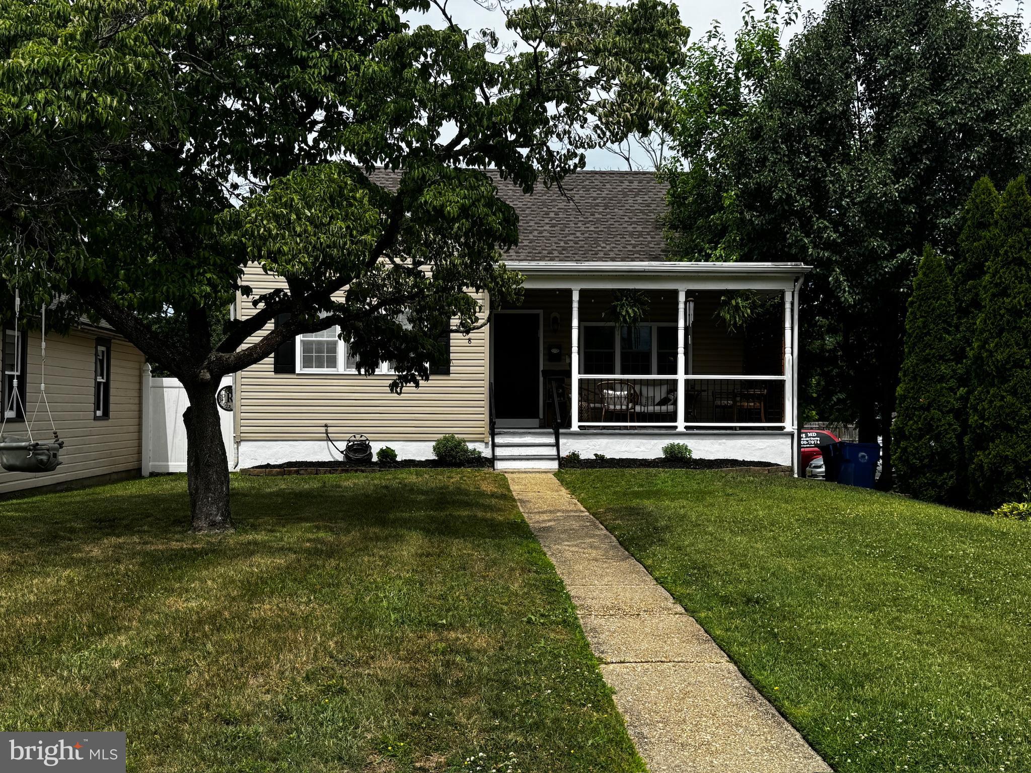 408 TOMLINSON AVE