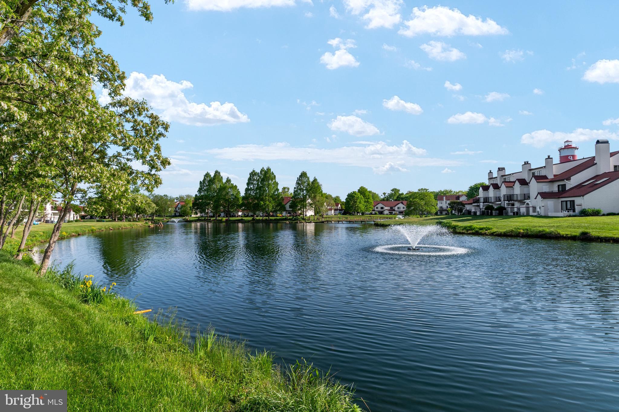 QUEENS LANDING - Residential