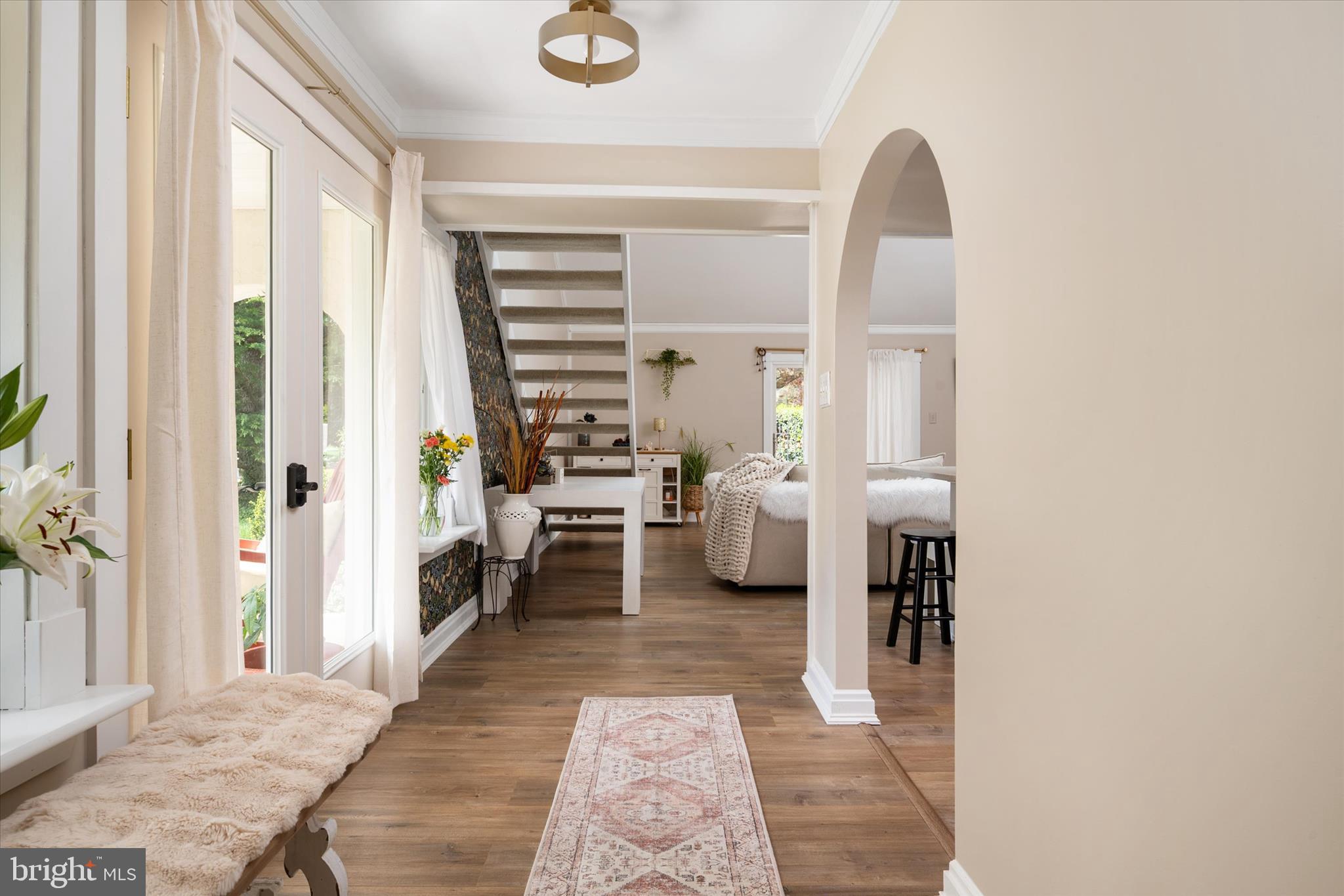 QUEENS LANDING - Residential