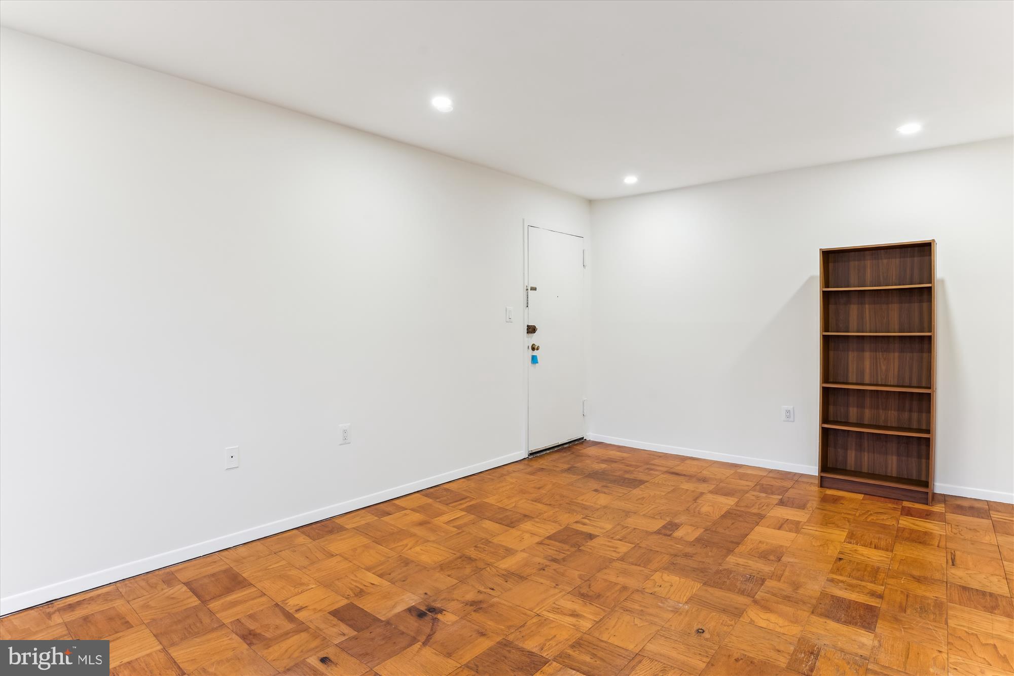 BETHESDA PARK - Residential