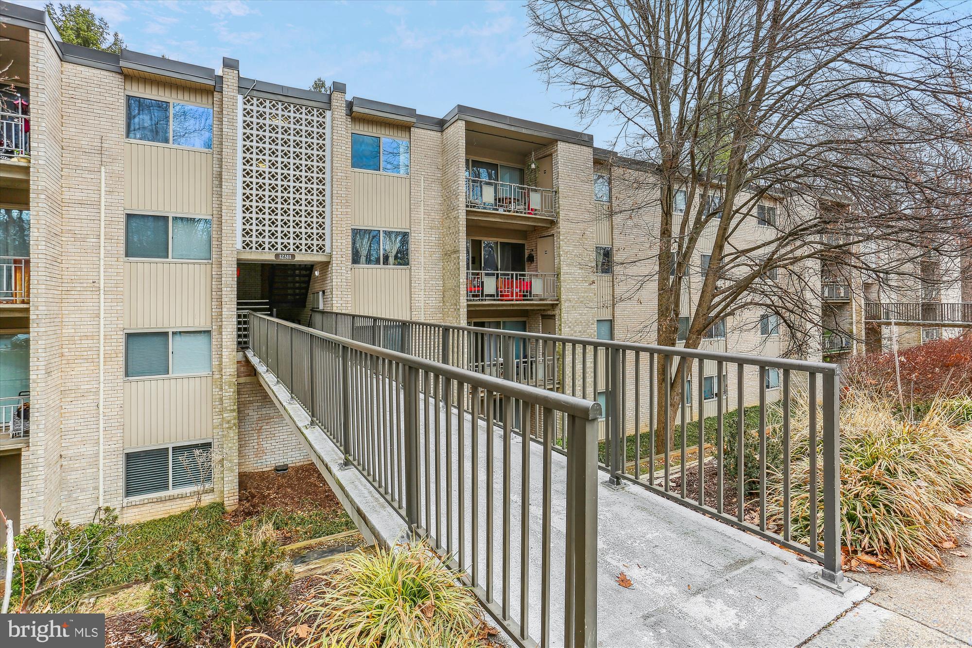 BETHESDA PARK - Residential