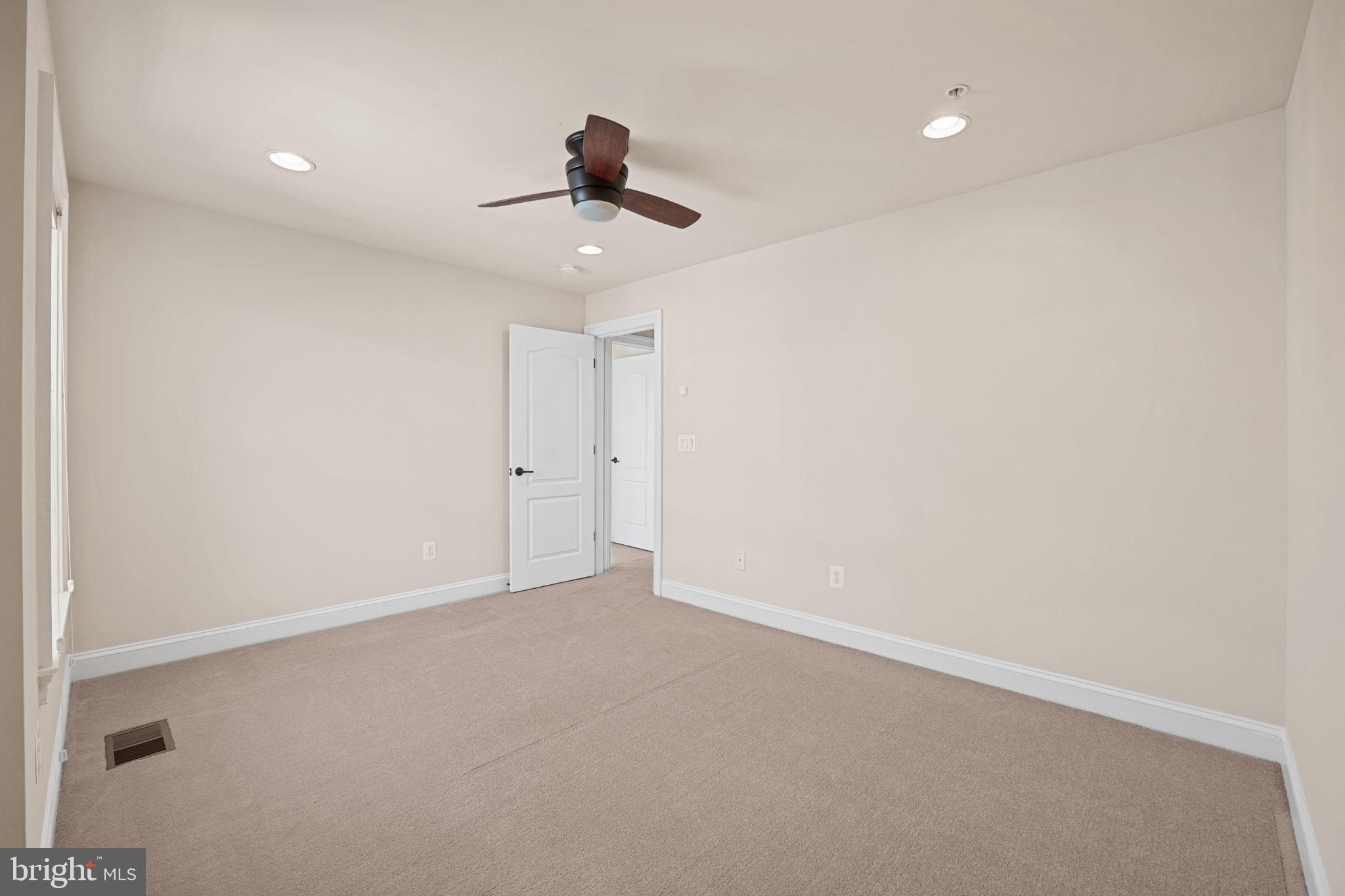 PRESERVE AT GOOSE CREEK - Residential