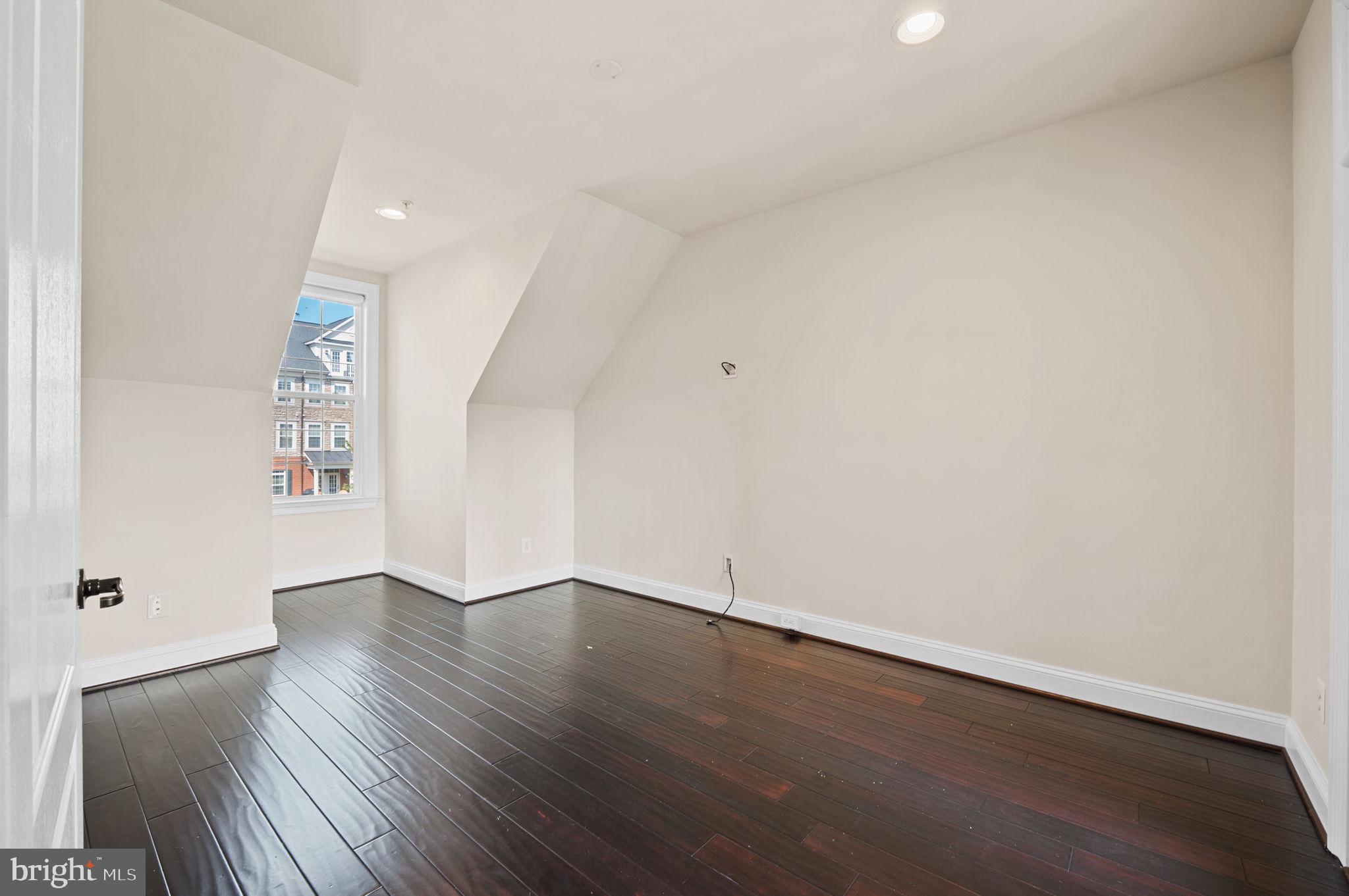 PRESERVE AT GOOSE CREEK - Residential