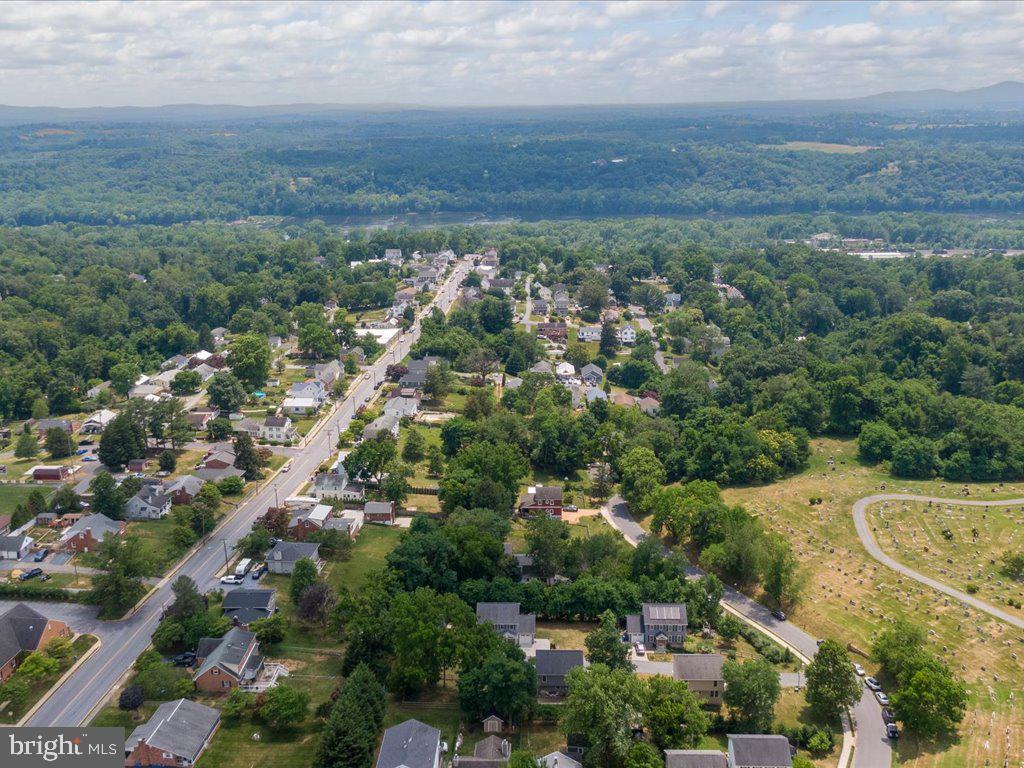 BRUNSWICK - Residential