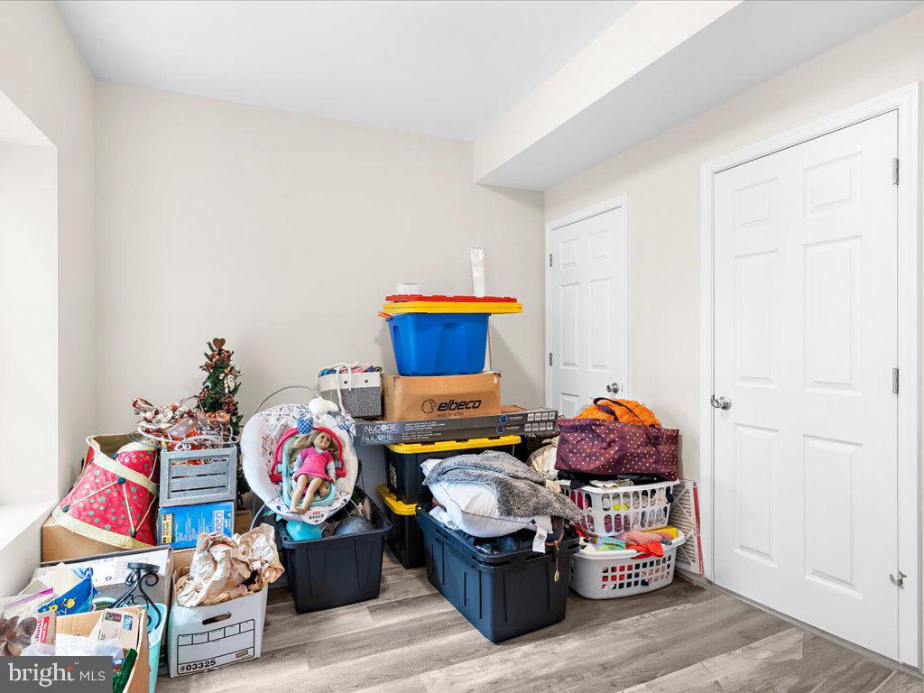 BRUNSWICK - Residential