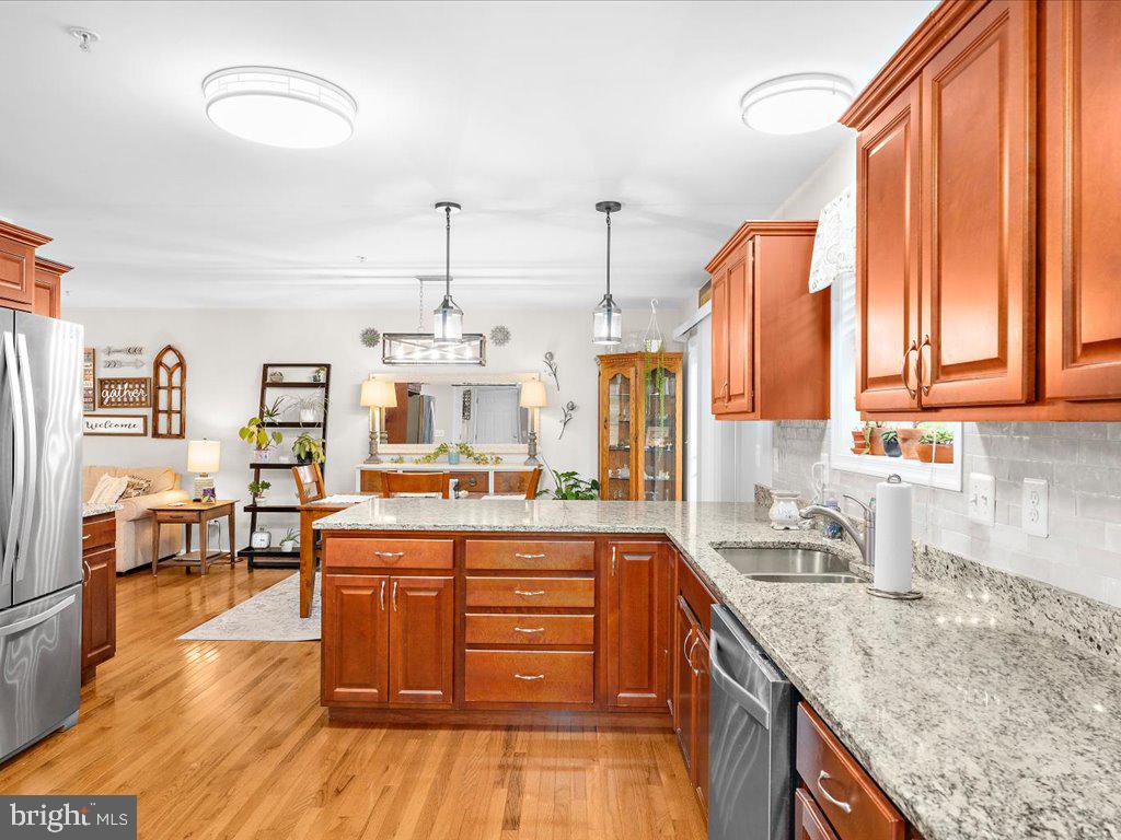 BRUNSWICK - Residential