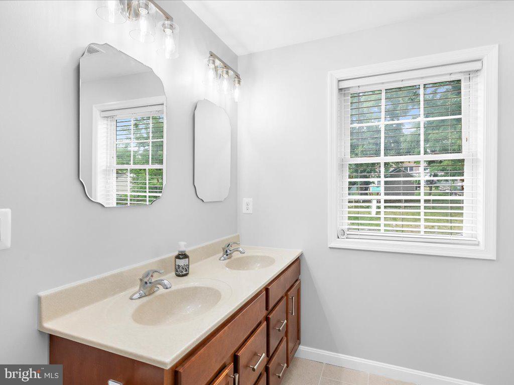 BRUNSWICK - Residential