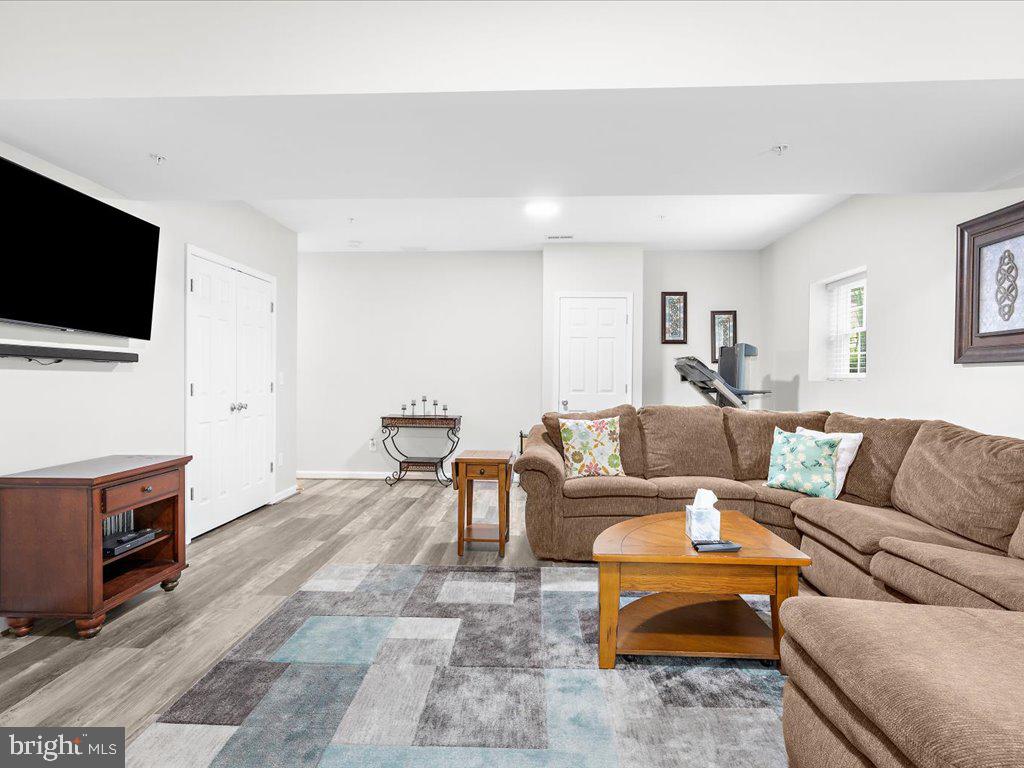 BRUNSWICK - Residential