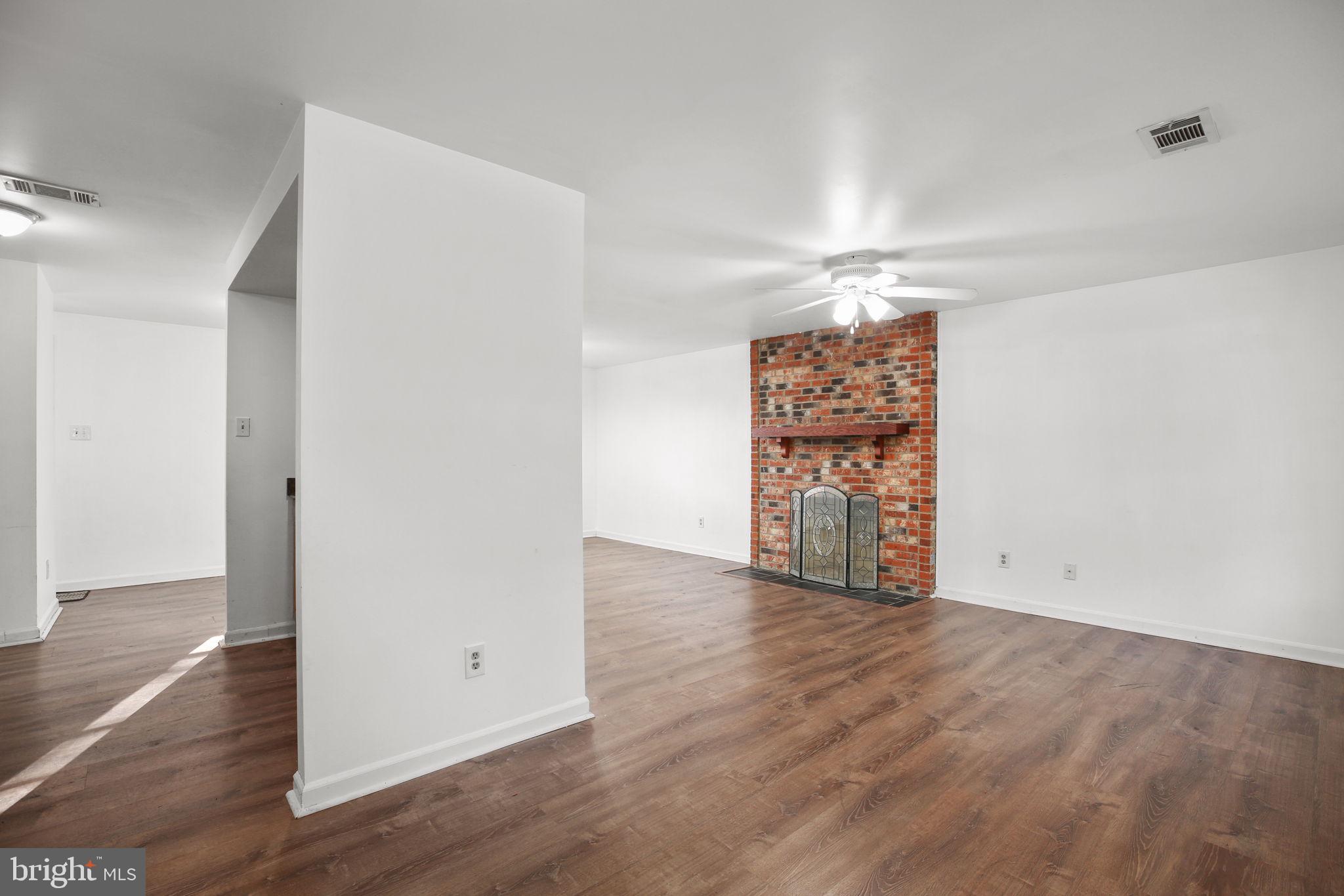 OAK GROVE TERRACE - Residential