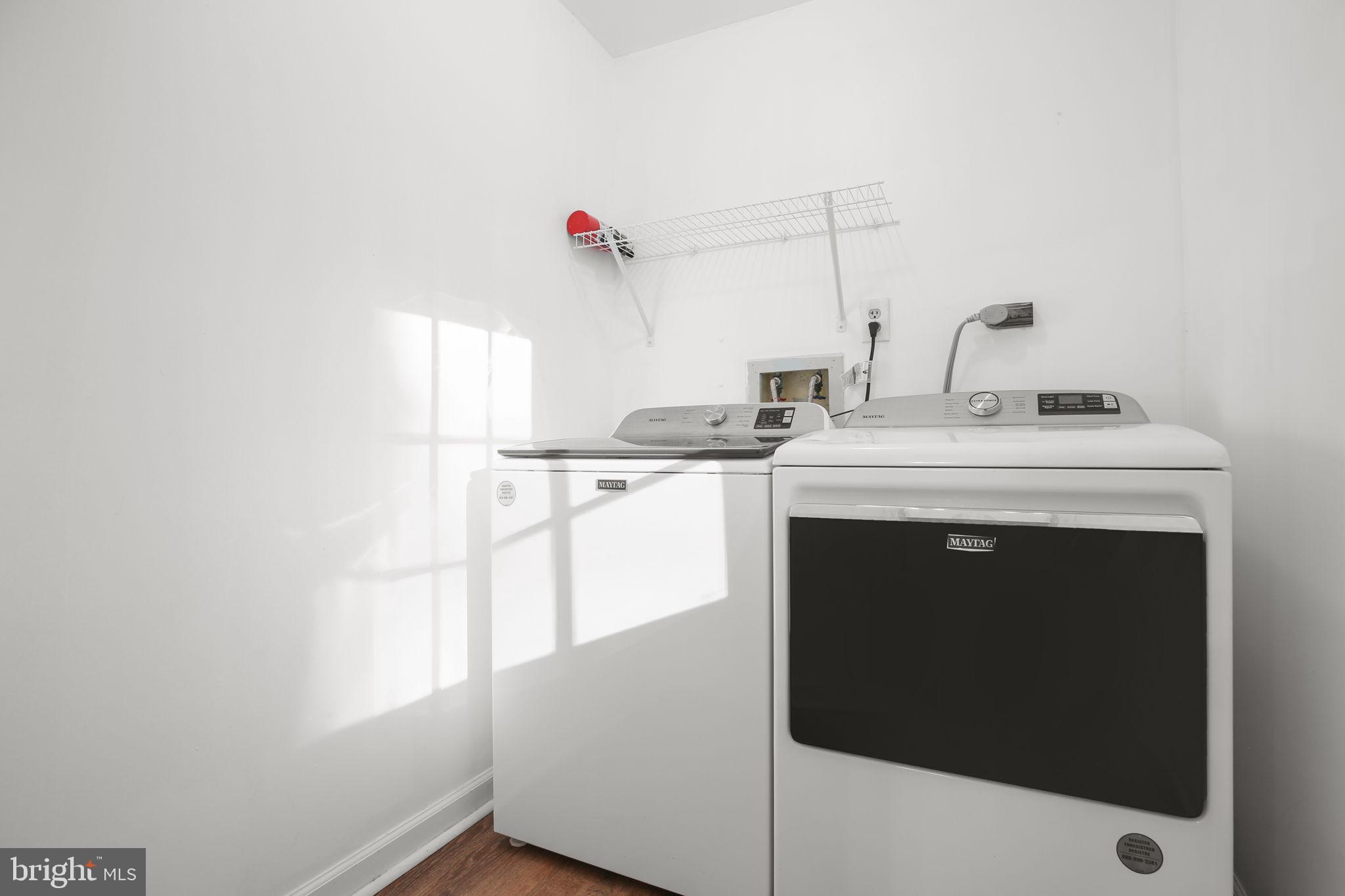 OAK GROVE TERRACE - Residential