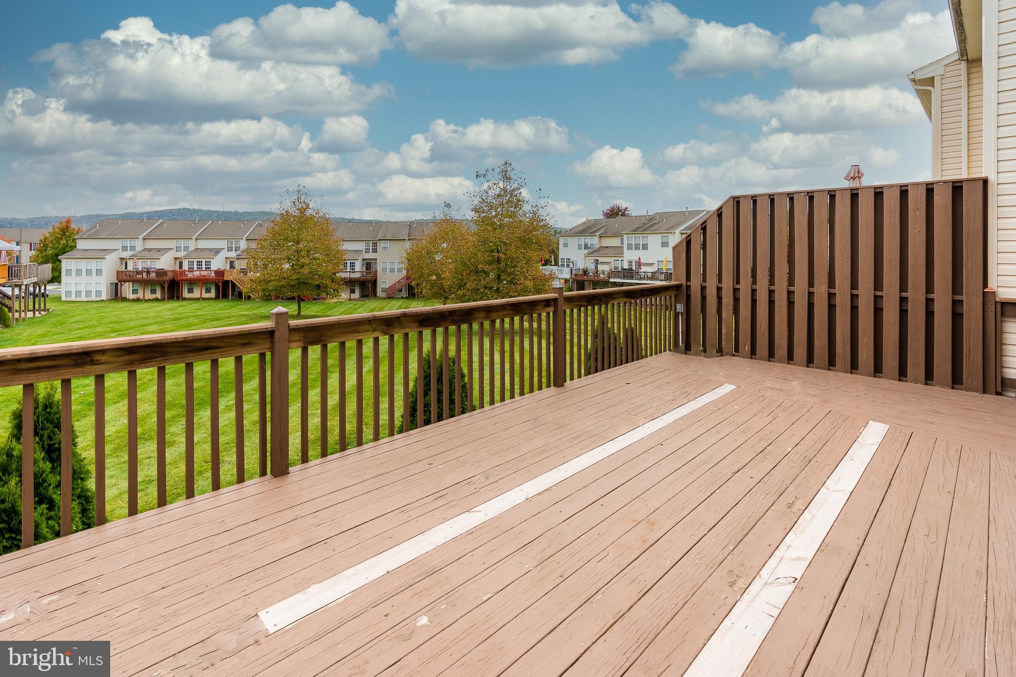 COUNTRYSIDE@U.SAUCON - Residential