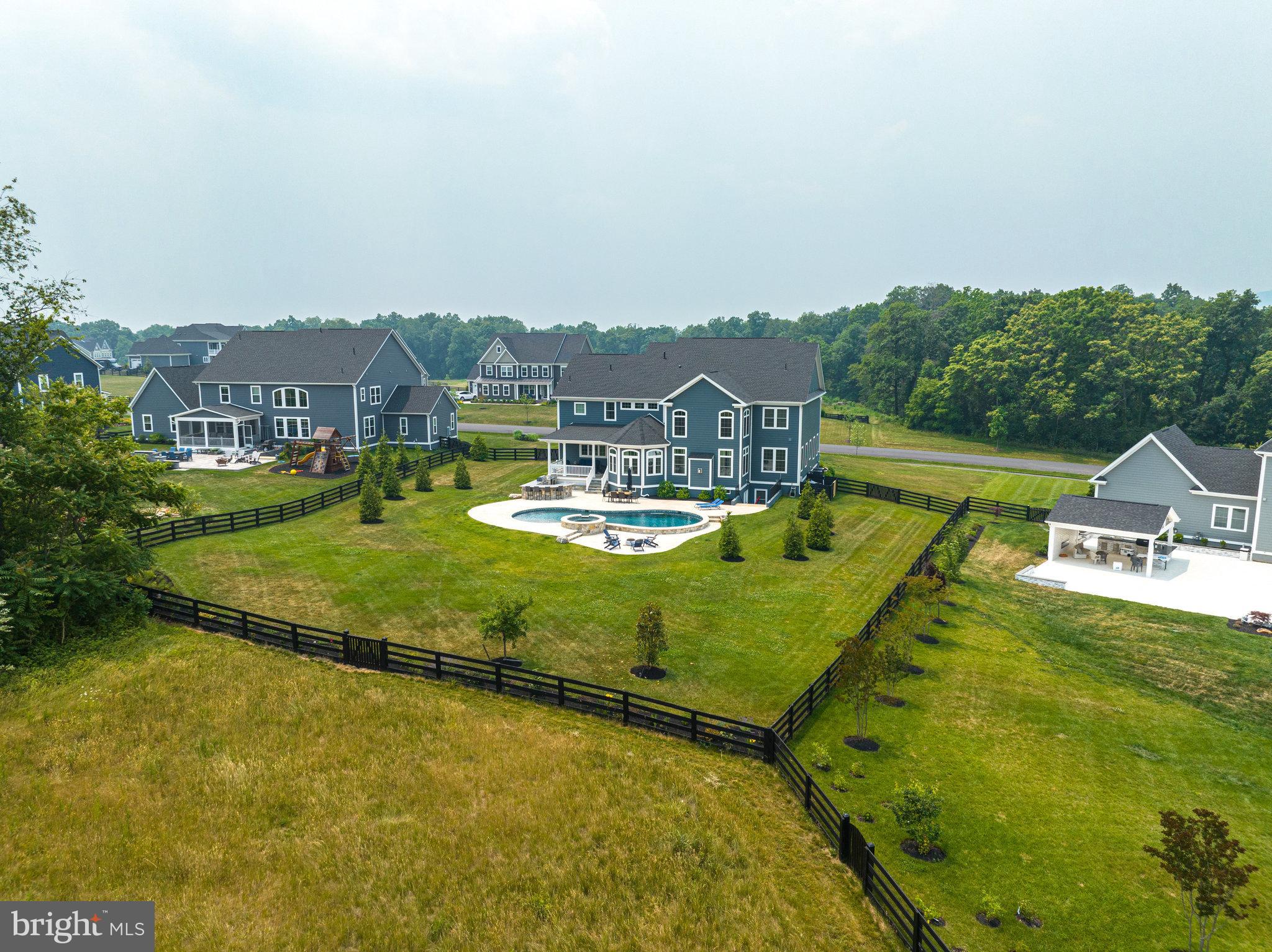 GREENS SOUTH AT WILLOWSF - Residential