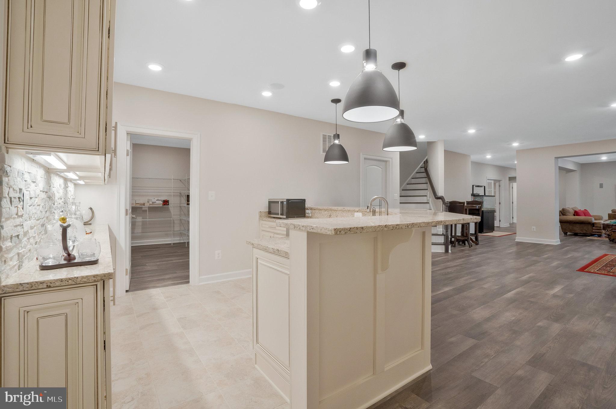 GREENS SOUTH AT WILLOWSF - Residential