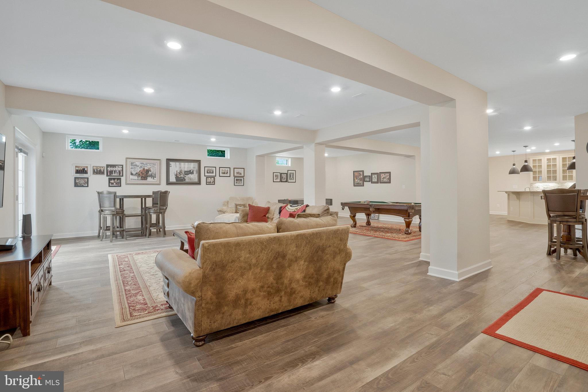 GREENS SOUTH AT WILLOWSF - Residential