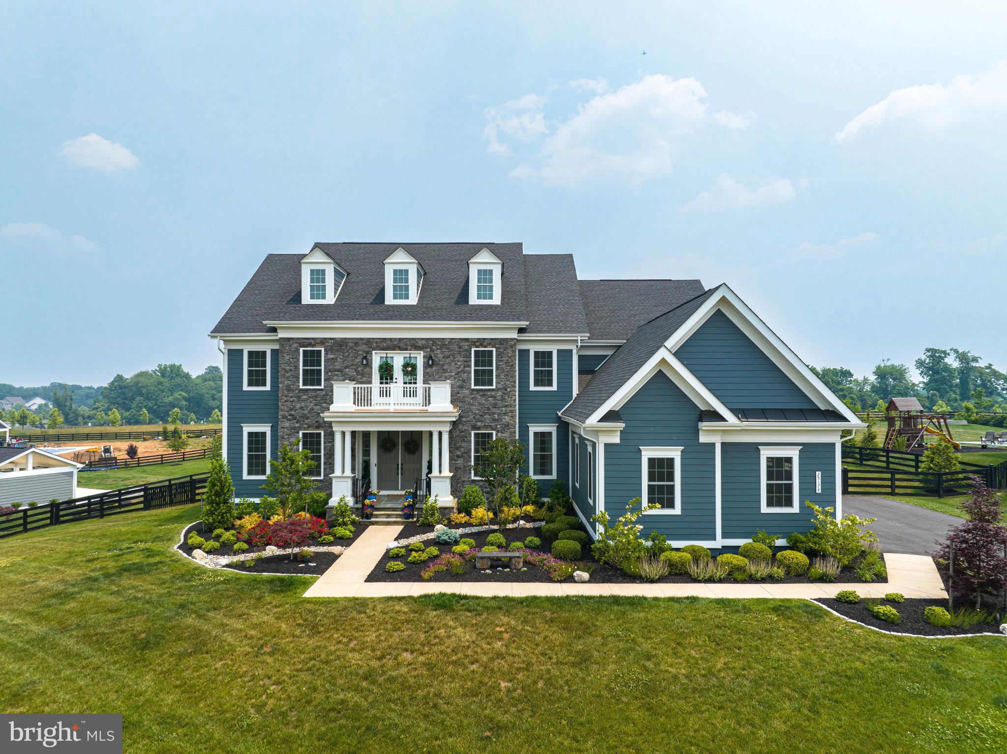 GREENS SOUTH AT WILLOWSF - Residential