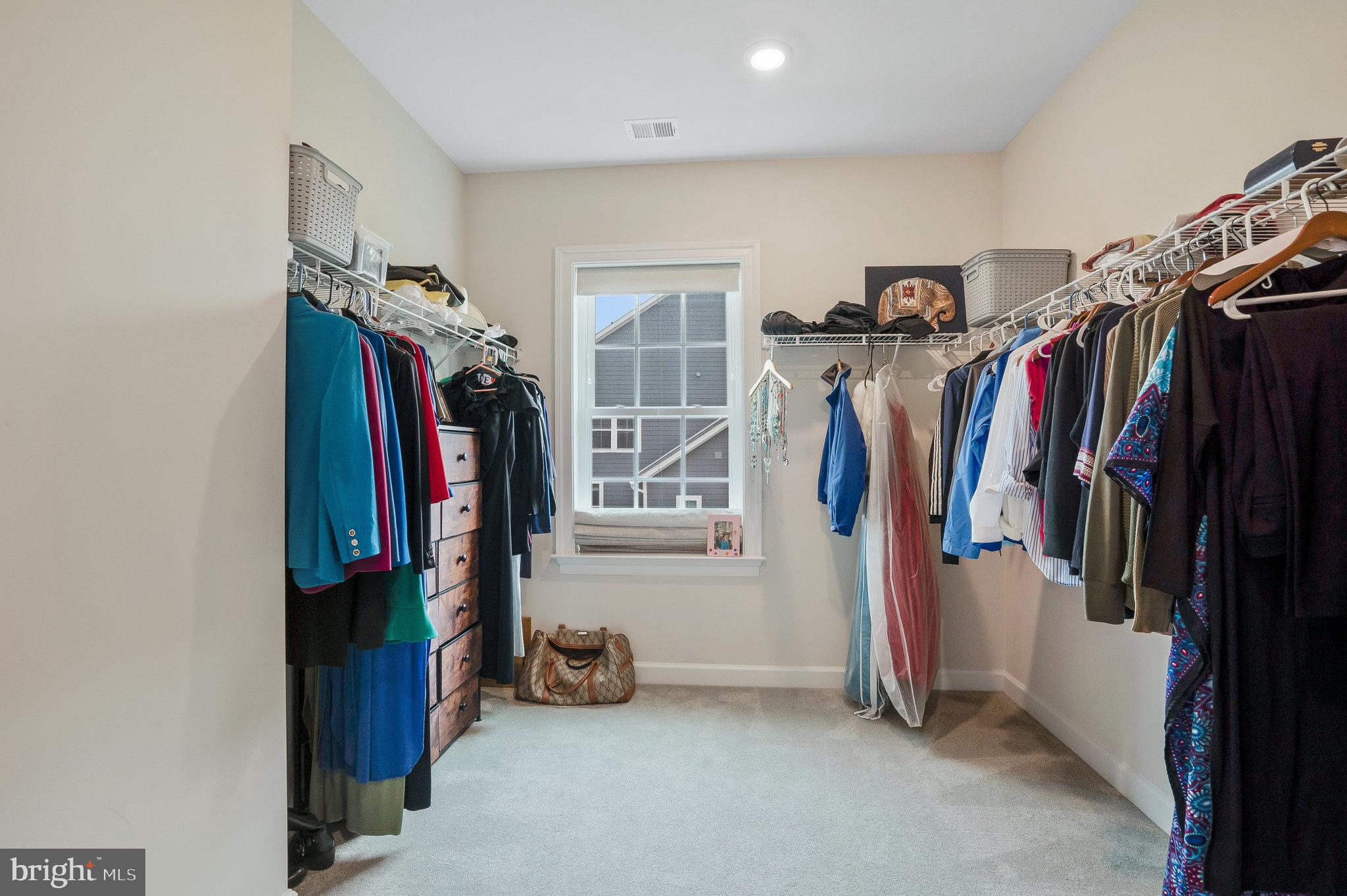 GREENS SOUTH AT WILLOWSF - Residential