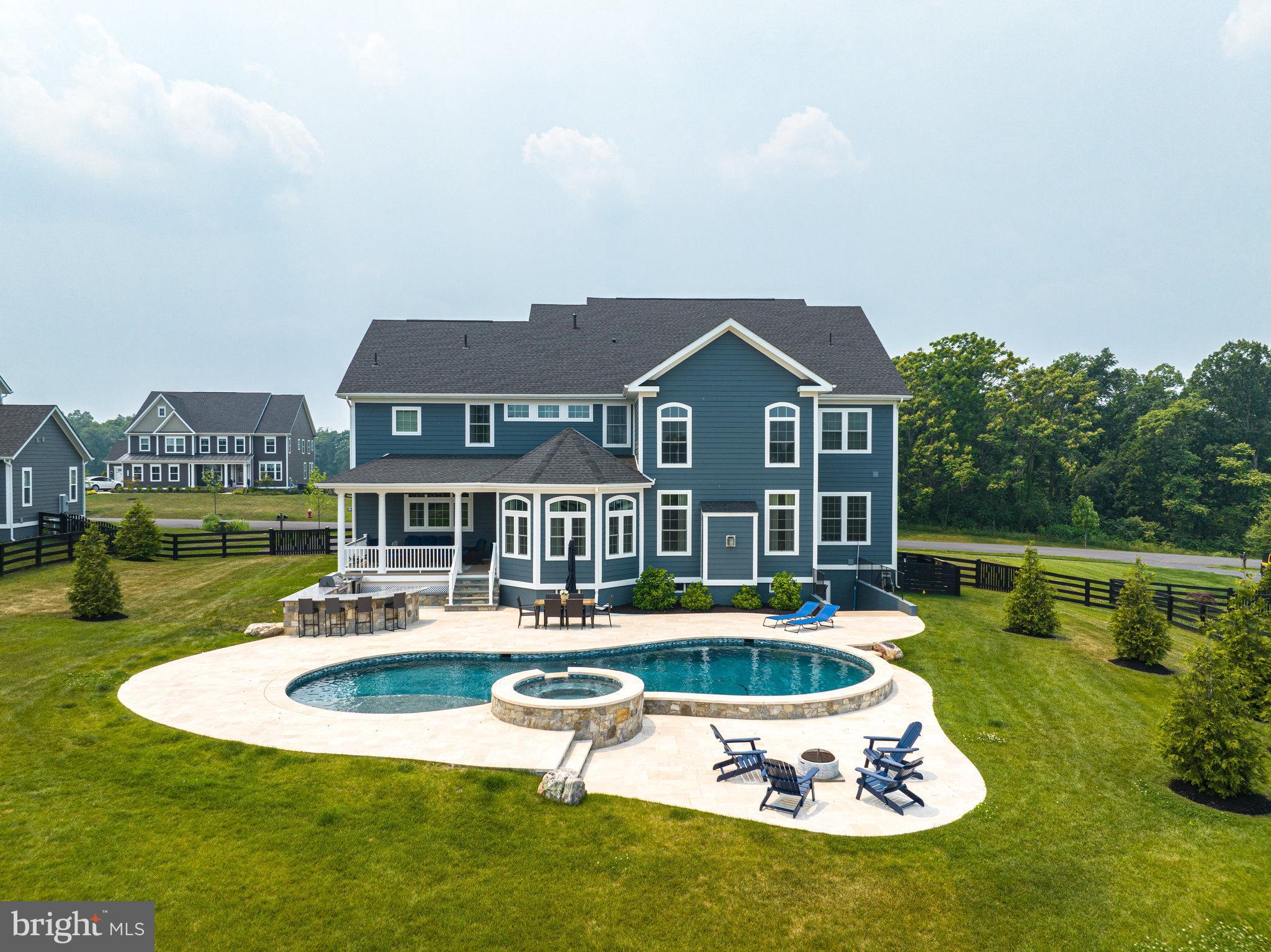 GREENS SOUTH AT WILLOWSF - Residential