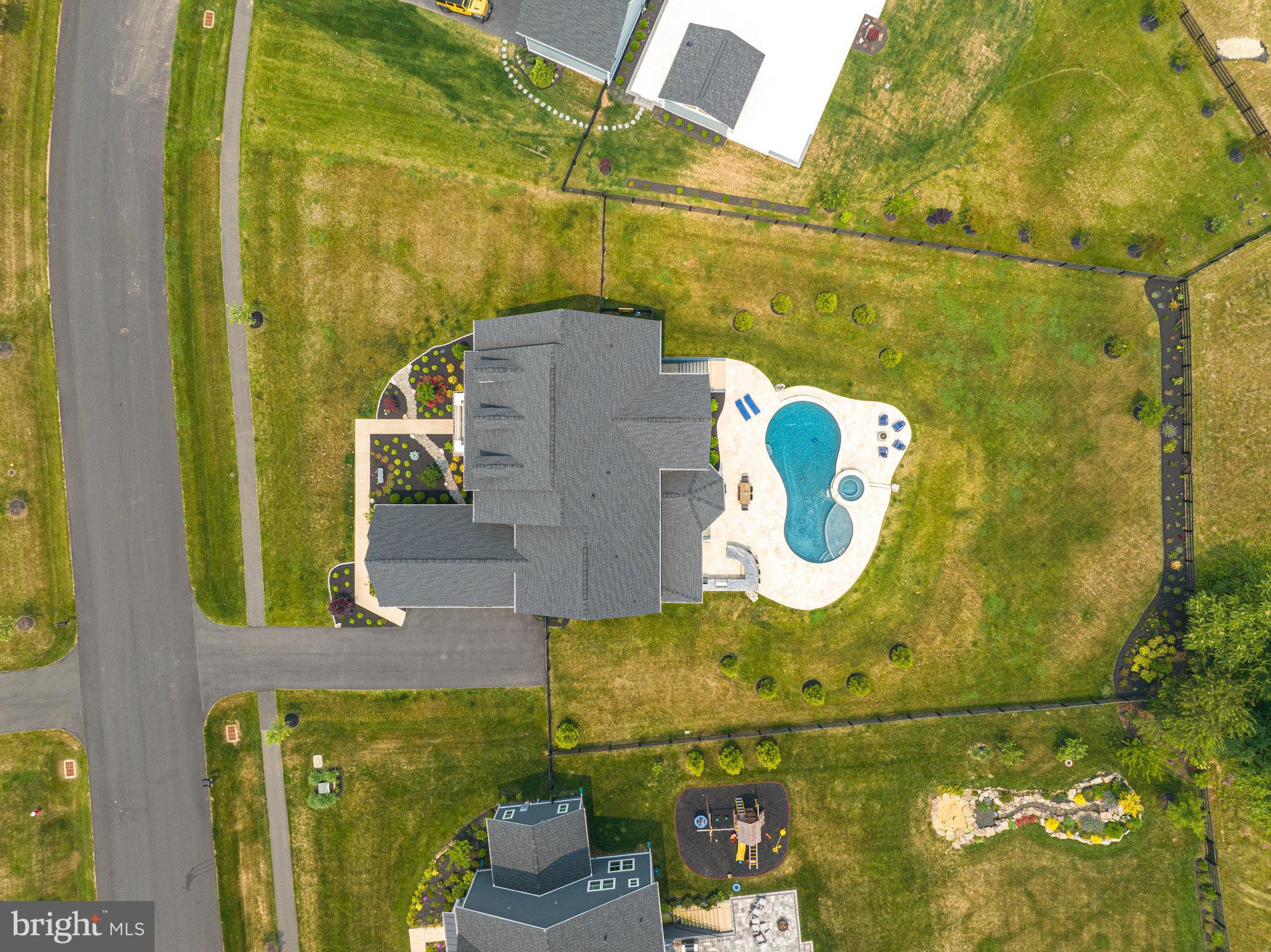 GREENS SOUTH AT WILLOWSF - Residential