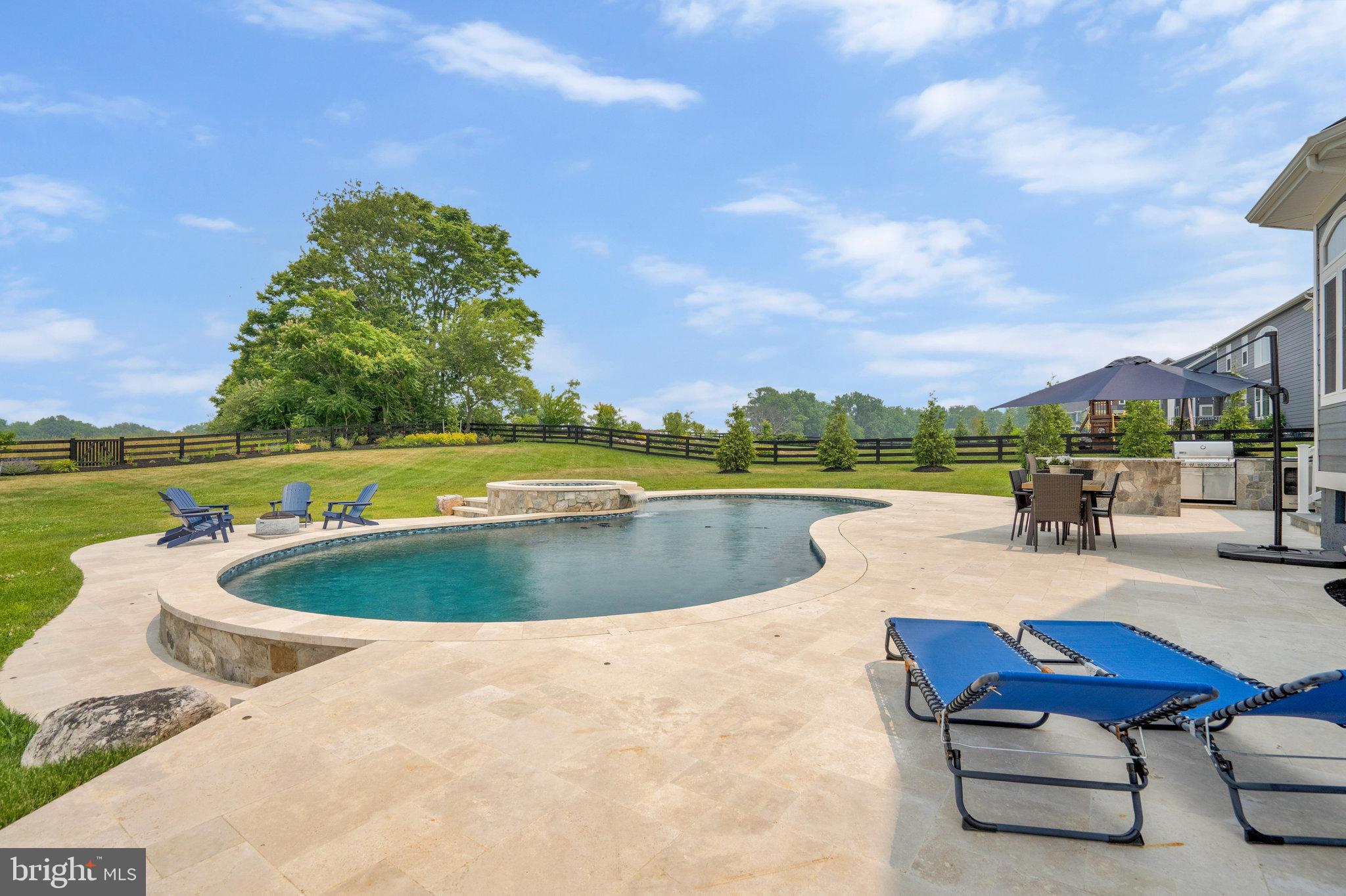 GREENS SOUTH AT WILLOWSF - Residential