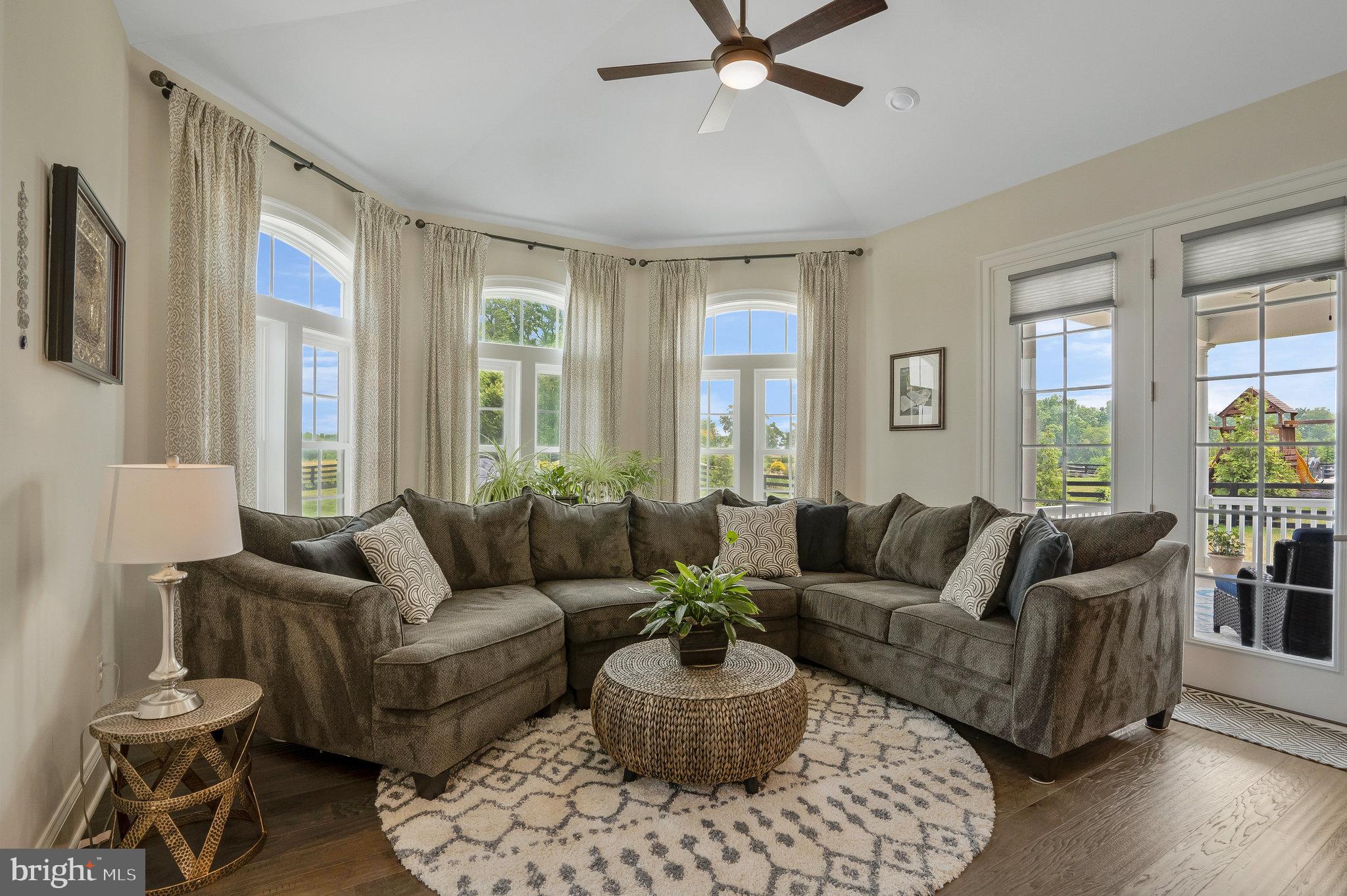 GREENS SOUTH AT WILLOWSF - Residential