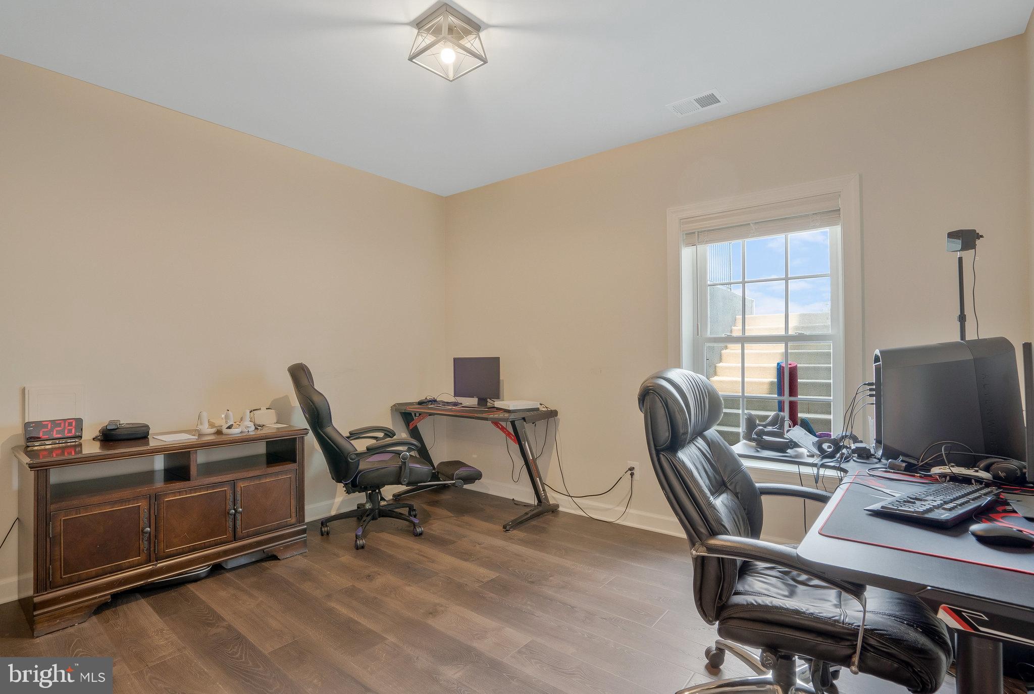 GREENS SOUTH AT WILLOWSF - Residential