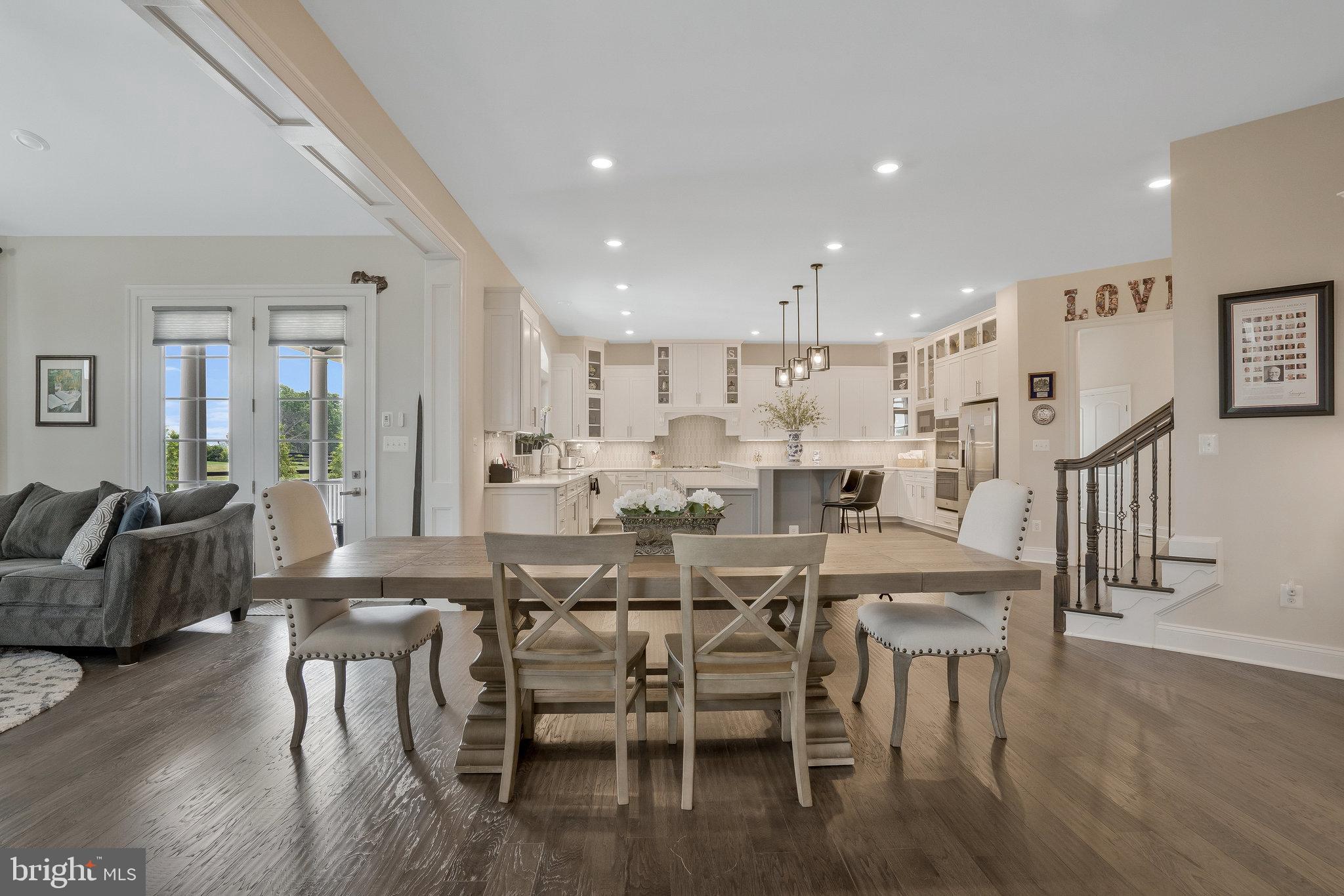 GREENS SOUTH AT WILLOWSF - Residential