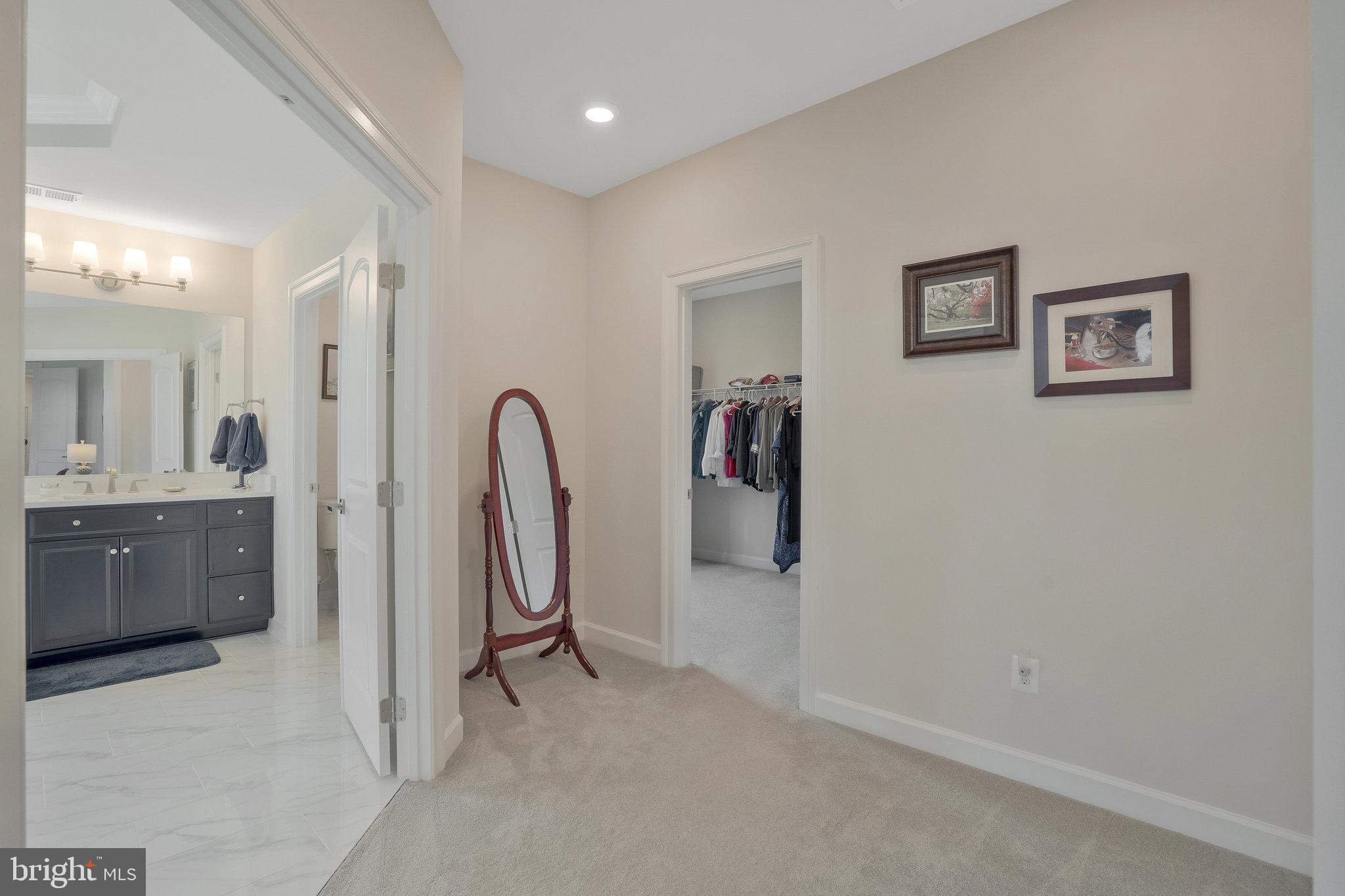 GREENS SOUTH AT WILLOWSF - Residential