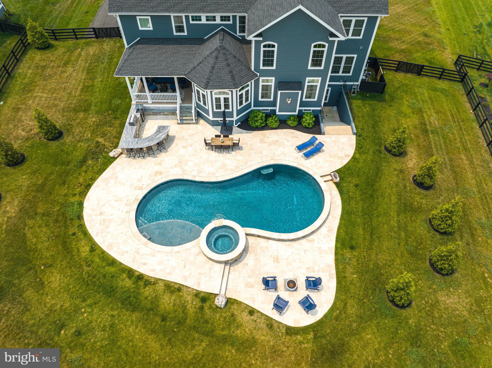 GREENS SOUTH AT WILLOWSF - Residential