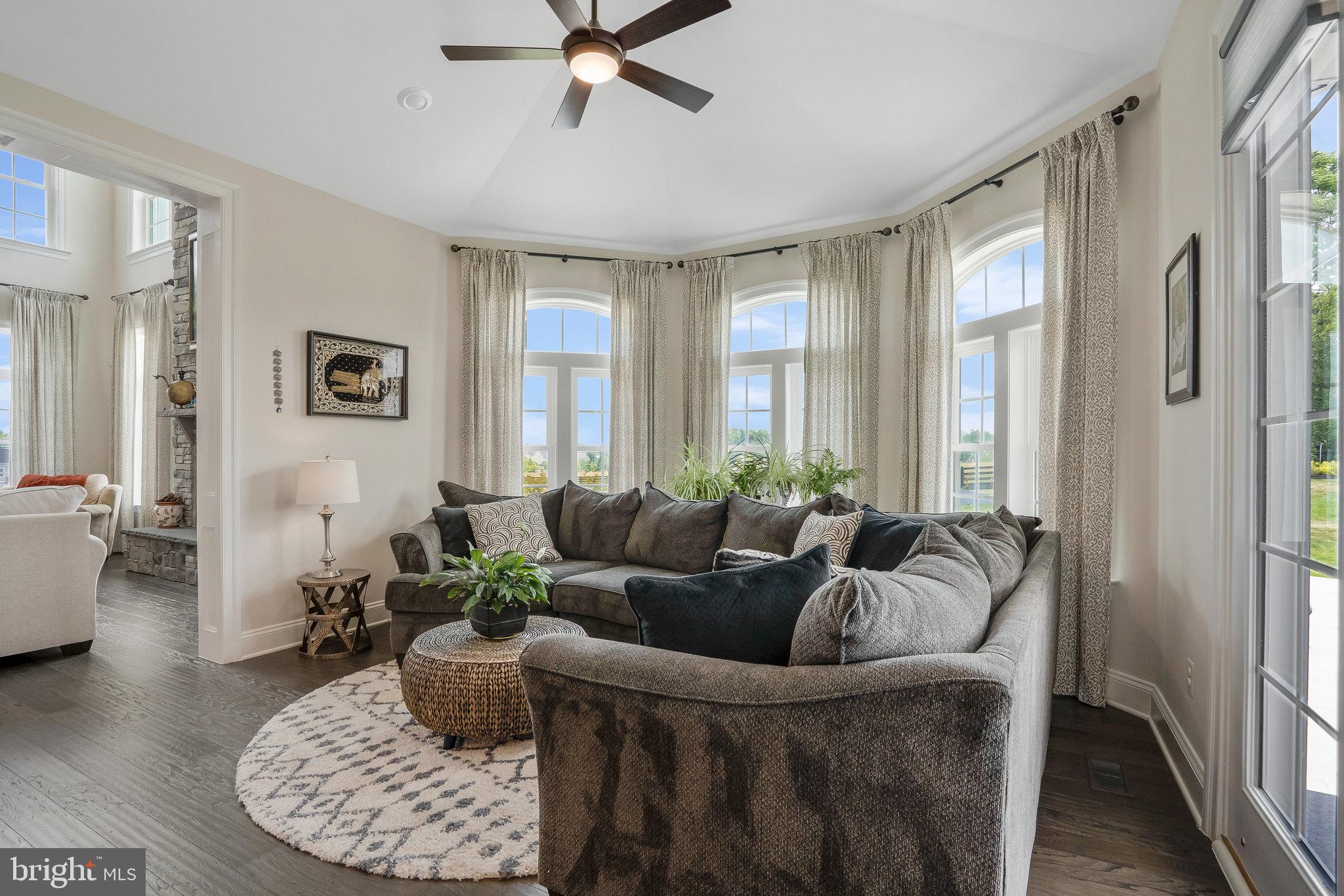 GREENS SOUTH AT WILLOWSF - Residential