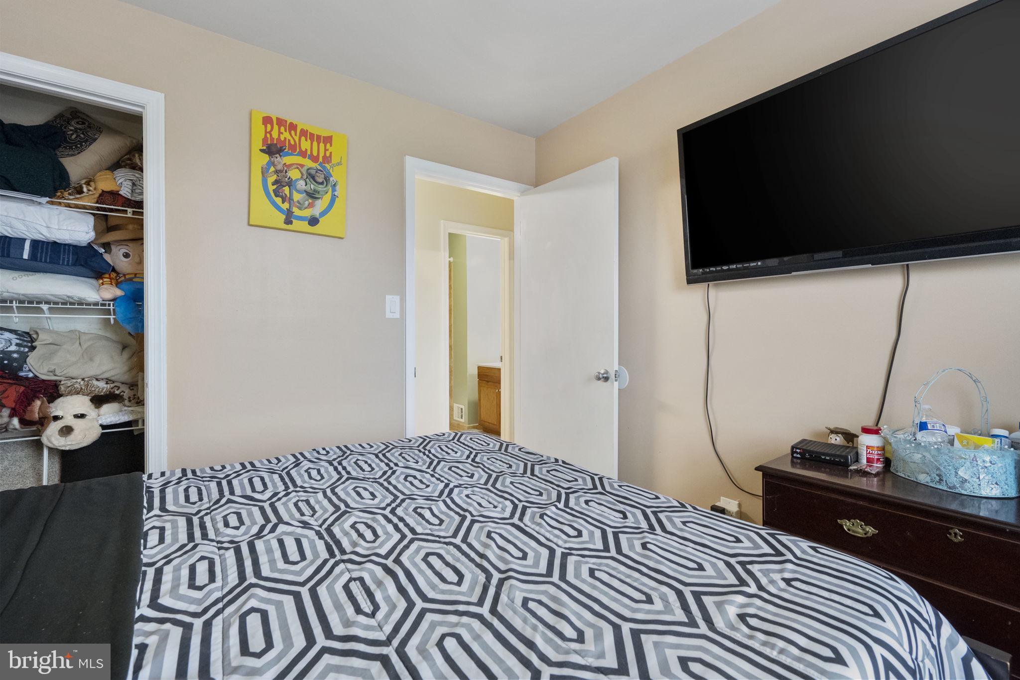 TUDOR OAKS - Residential