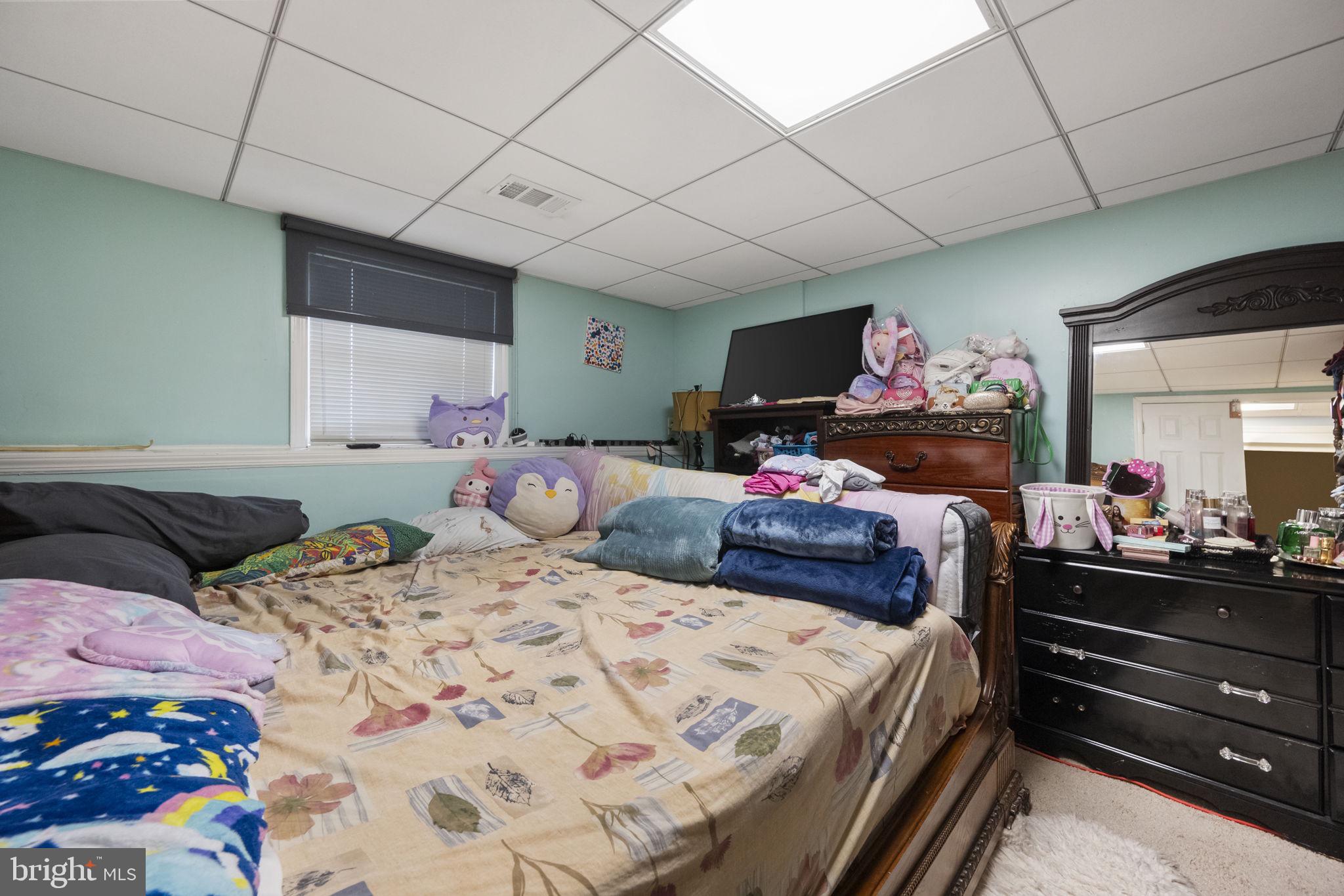 TUDOR OAKS - Residential