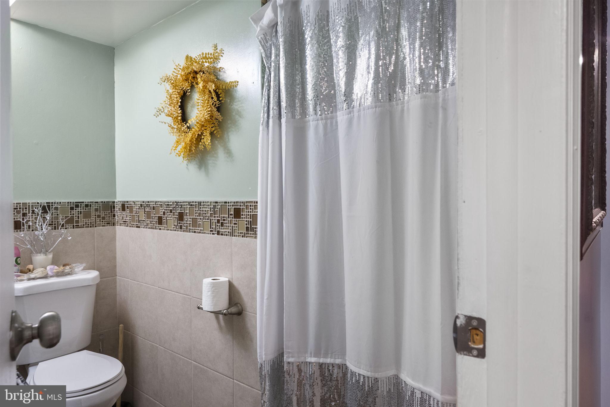 TUDOR OAKS - Residential