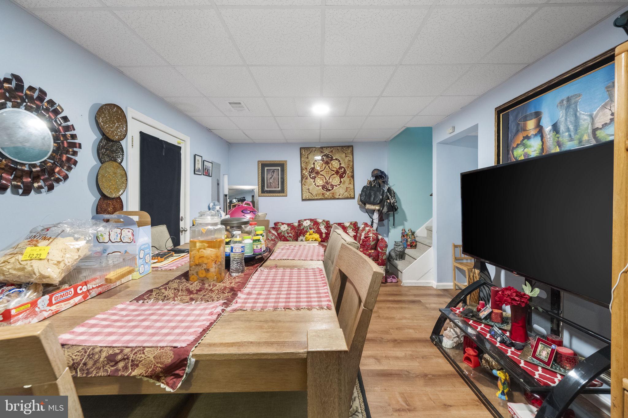 TUDOR OAKS - Residential