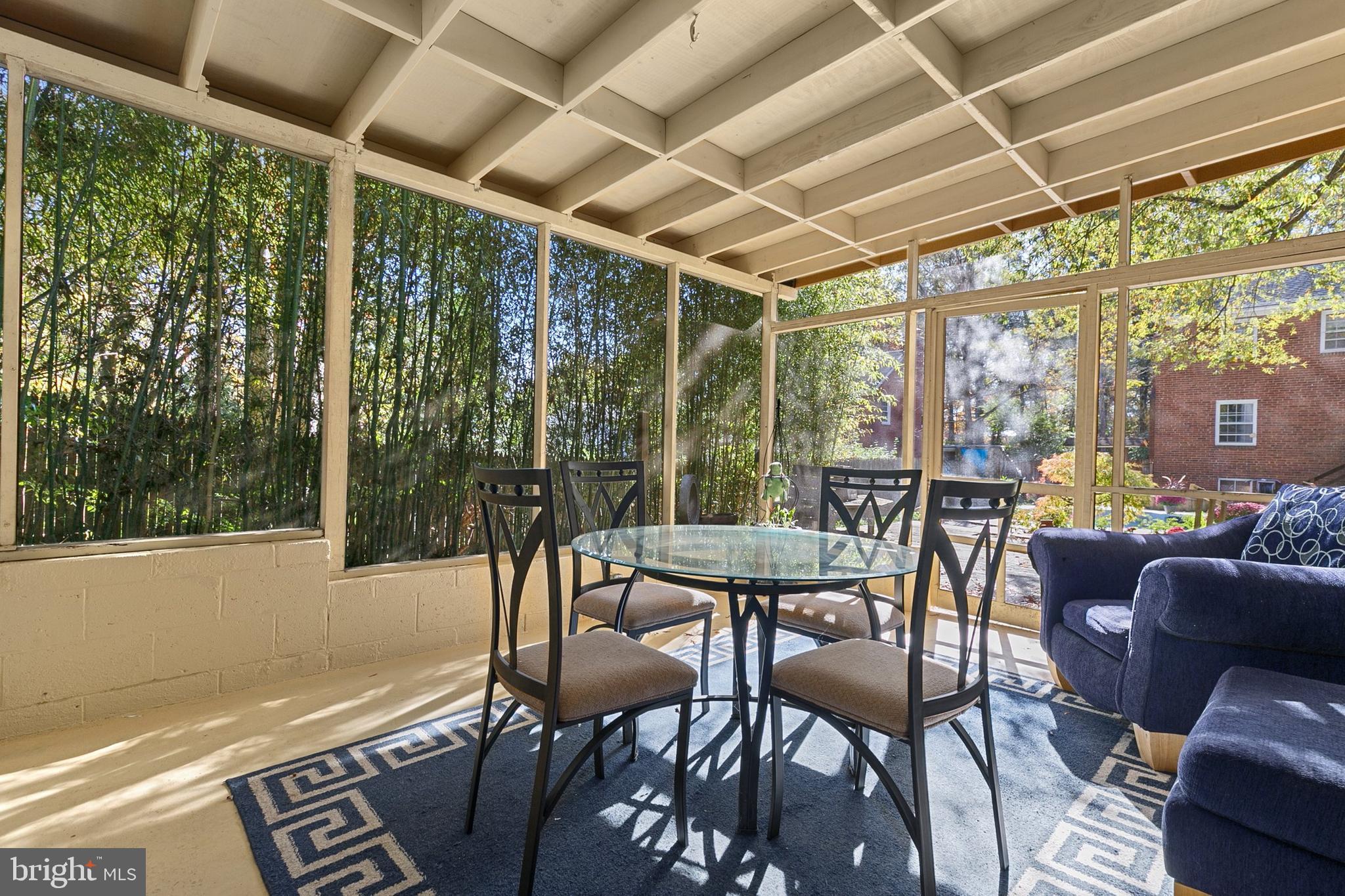 COLLEGE PARK - Residential