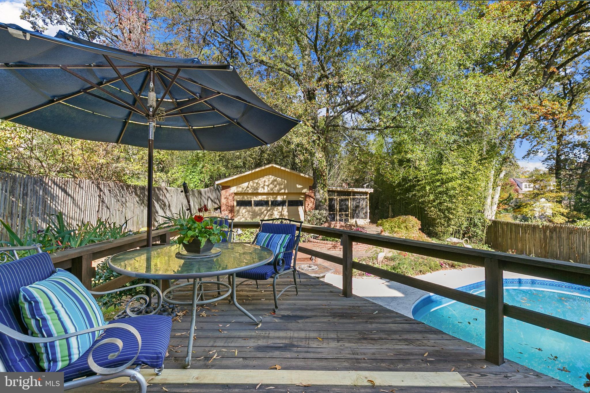 COLLEGE PARK - Residential