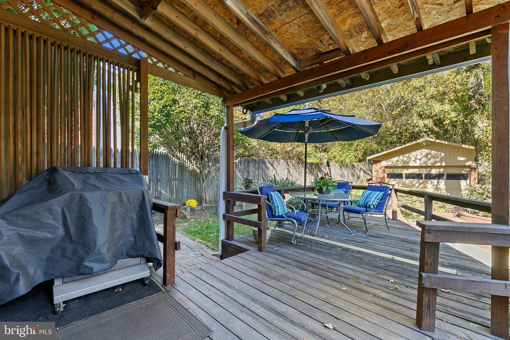 COLLEGE PARK - Residential