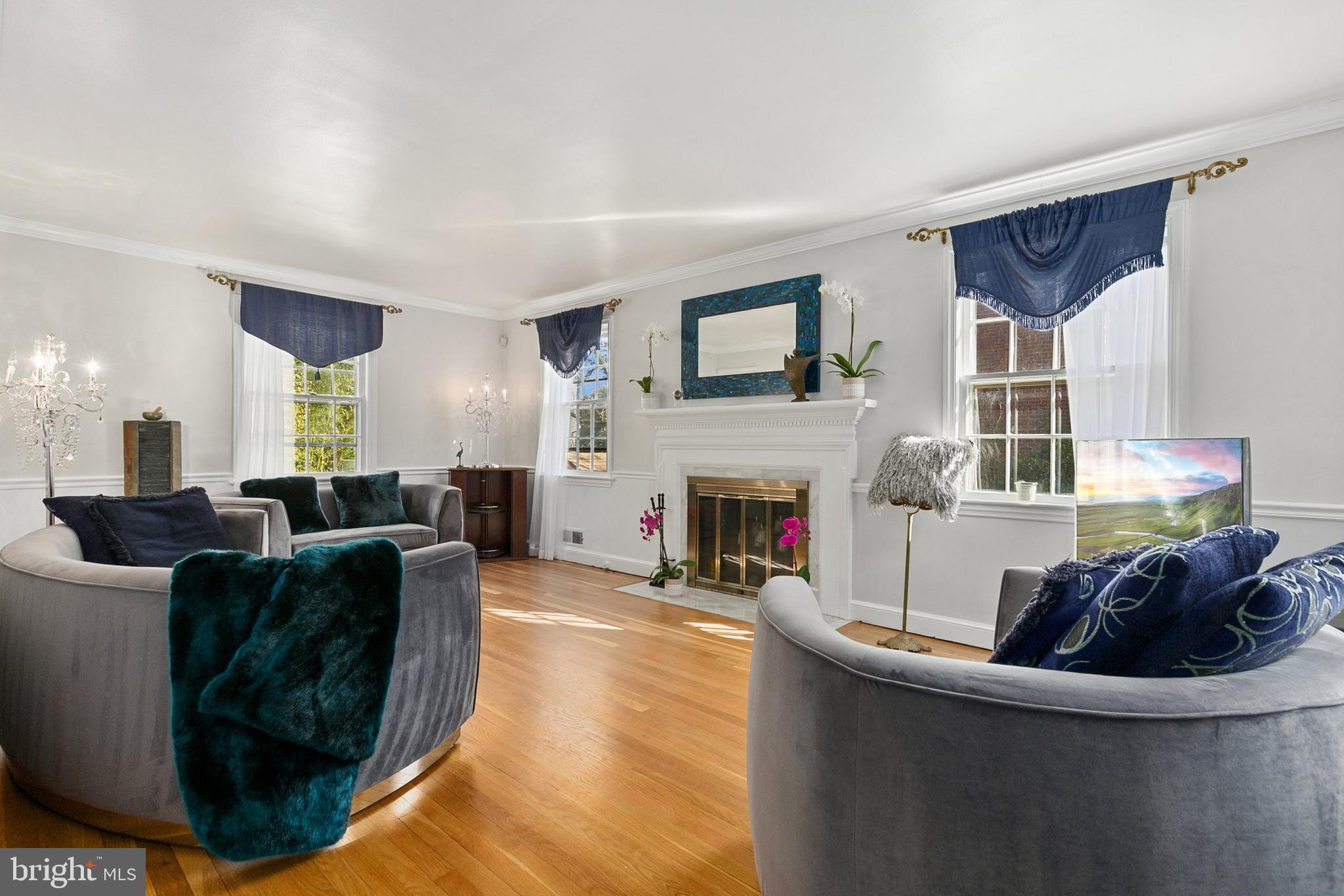 COLLEGE PARK - Residential