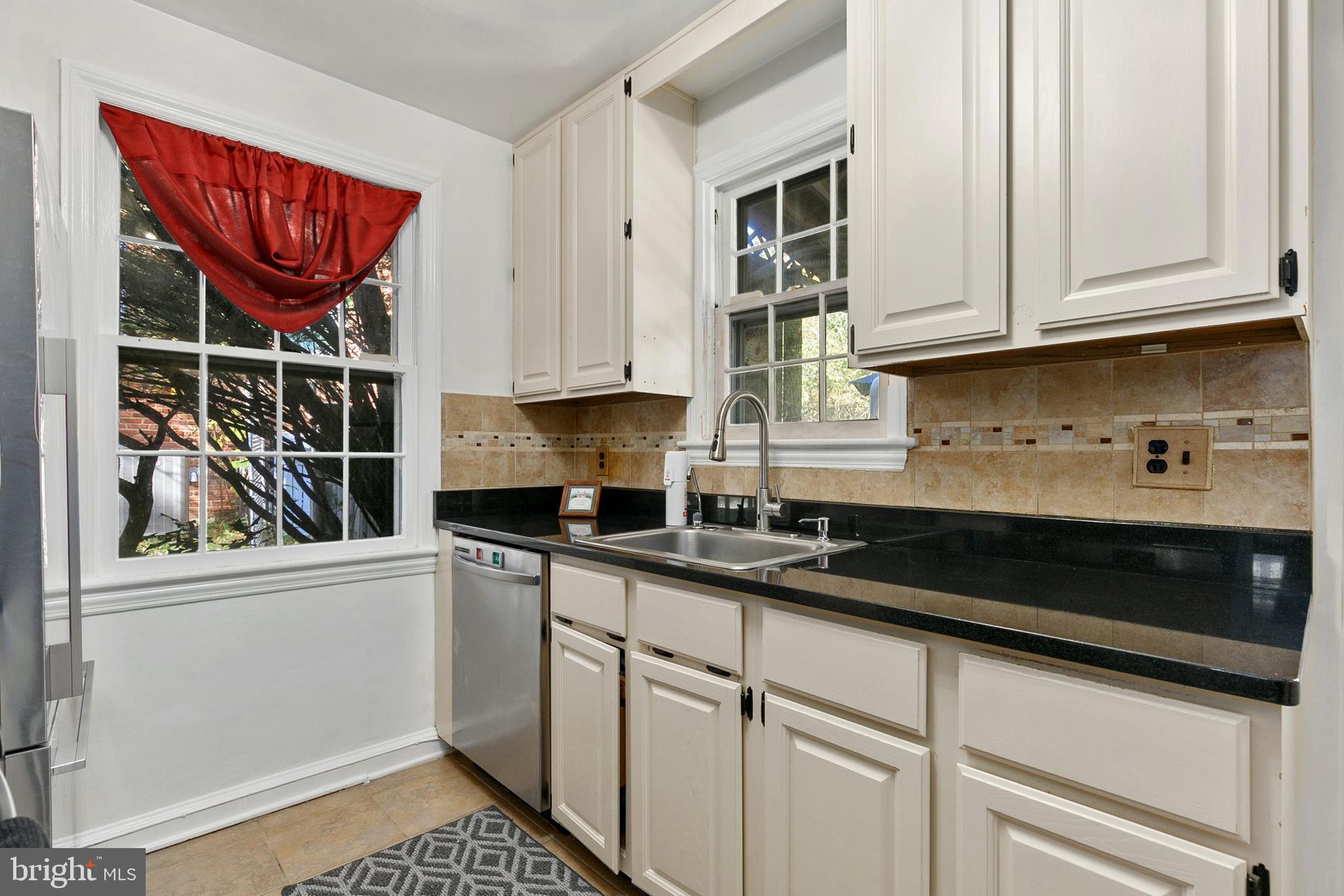 COLLEGE PARK - Residential