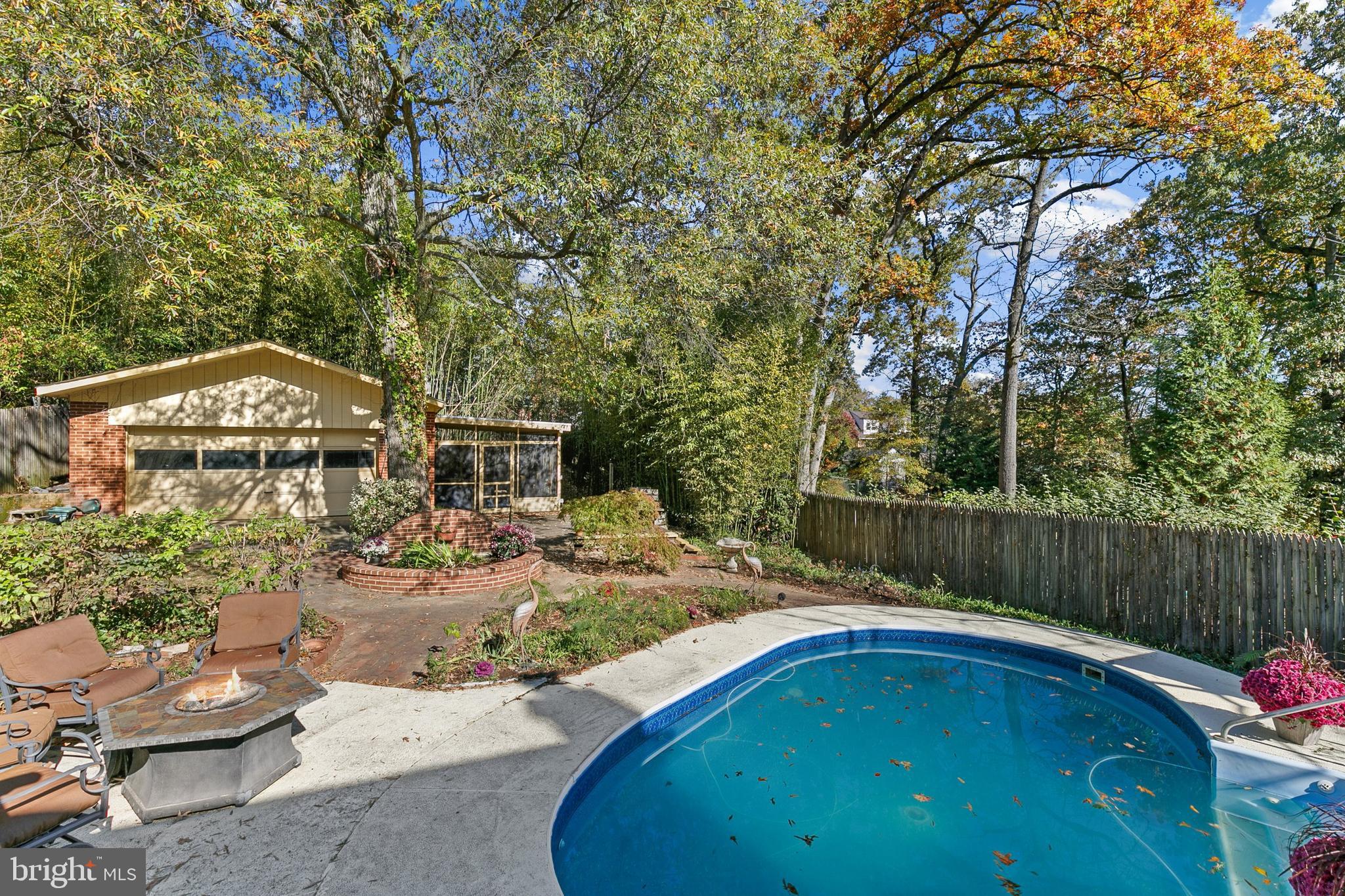 COLLEGE PARK - Residential