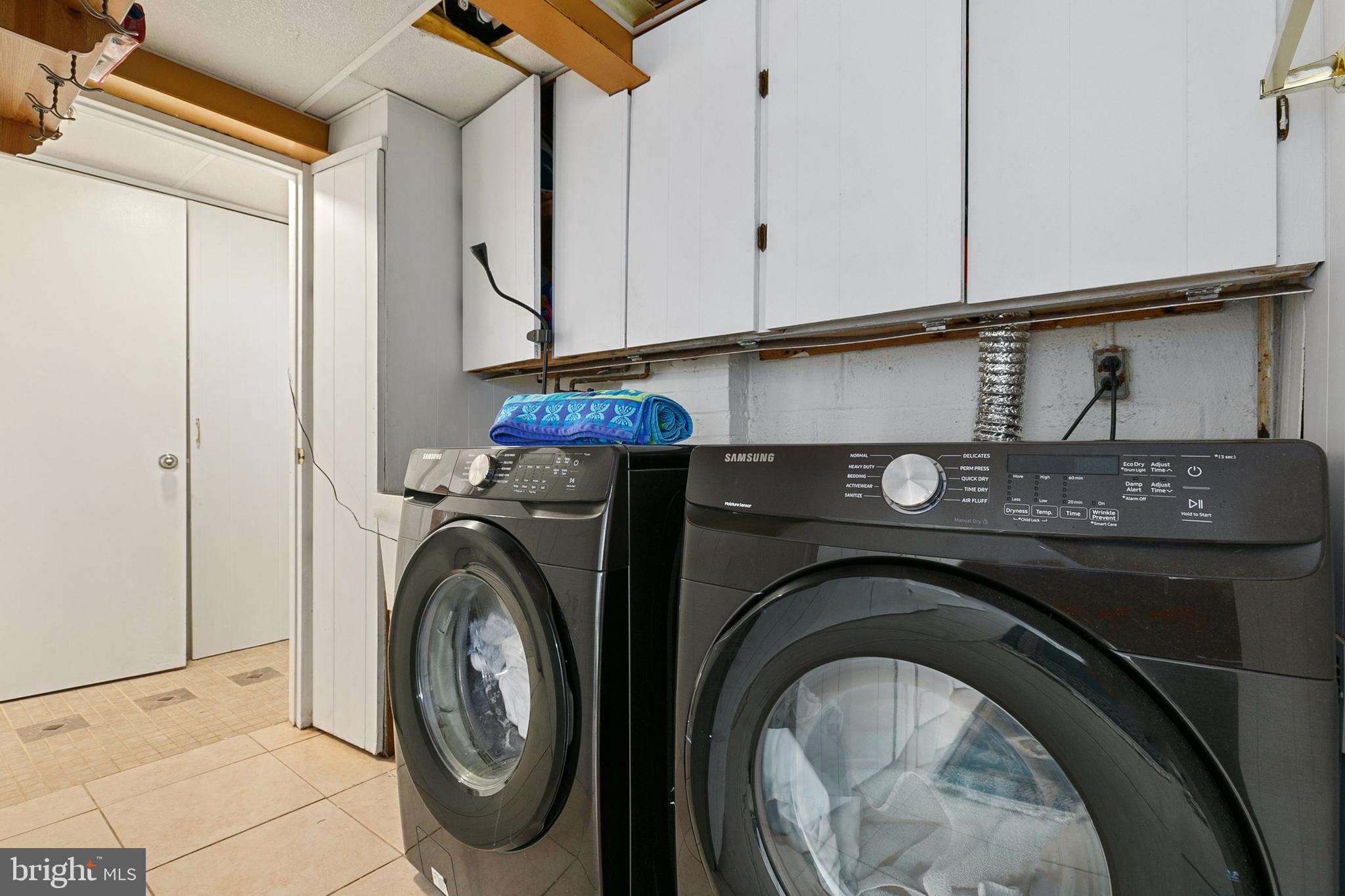 COLLEGE PARK - Residential