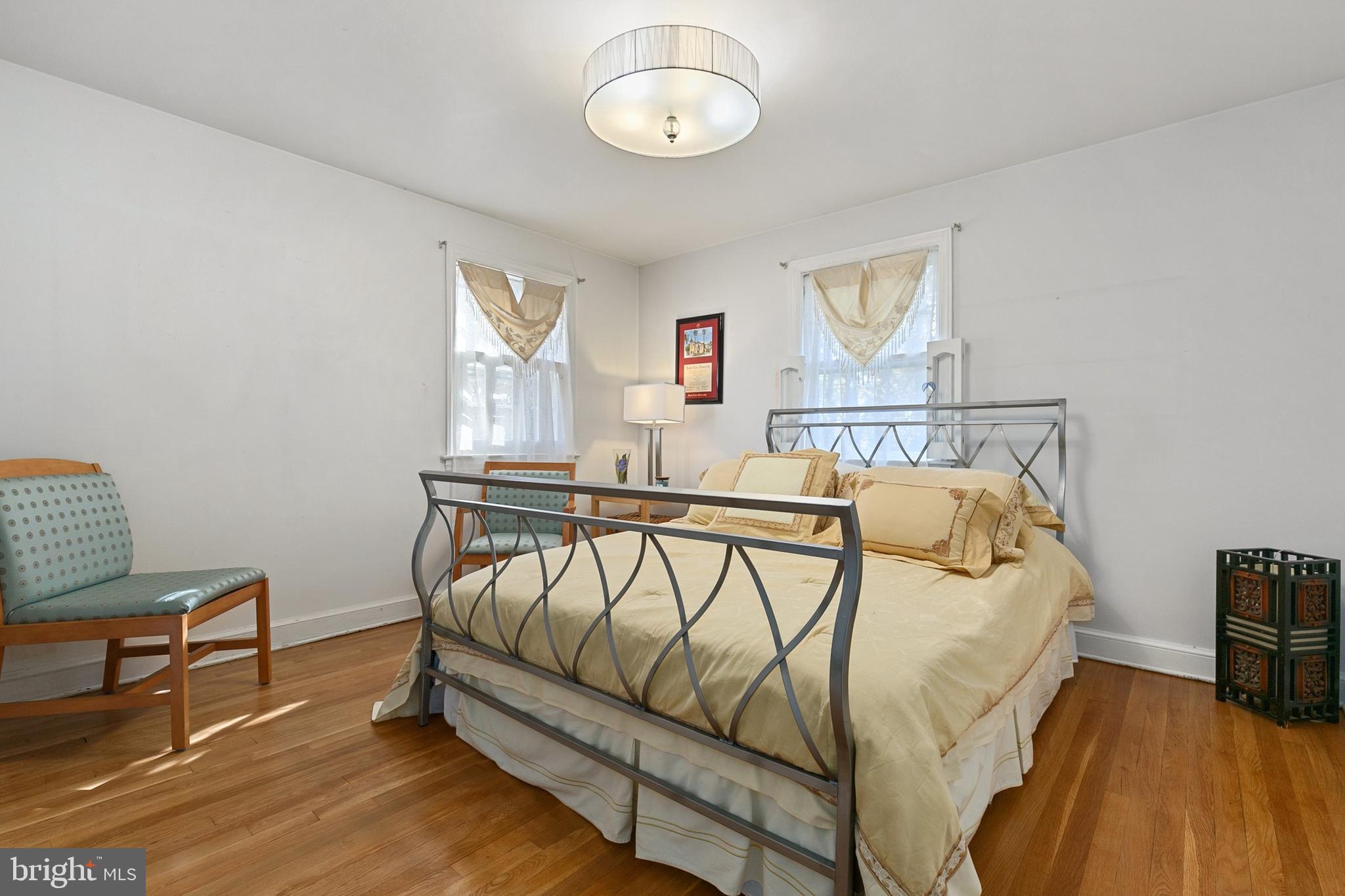 COLLEGE PARK - Residential